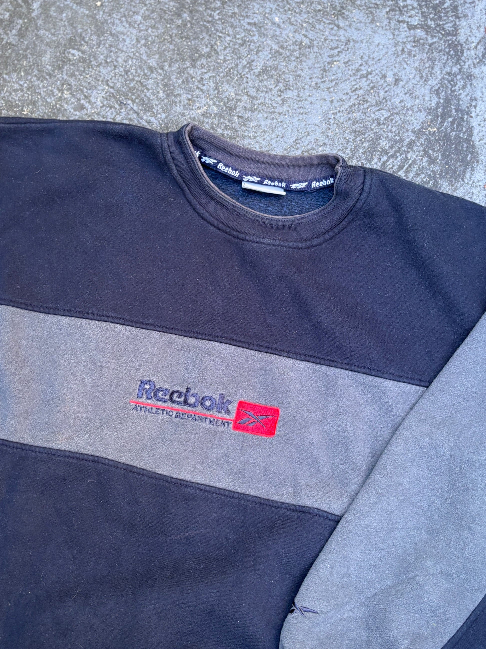 Vintage 90s Reebok Jumper Size XL Navy Grey Embroidered Front Logo Fleece