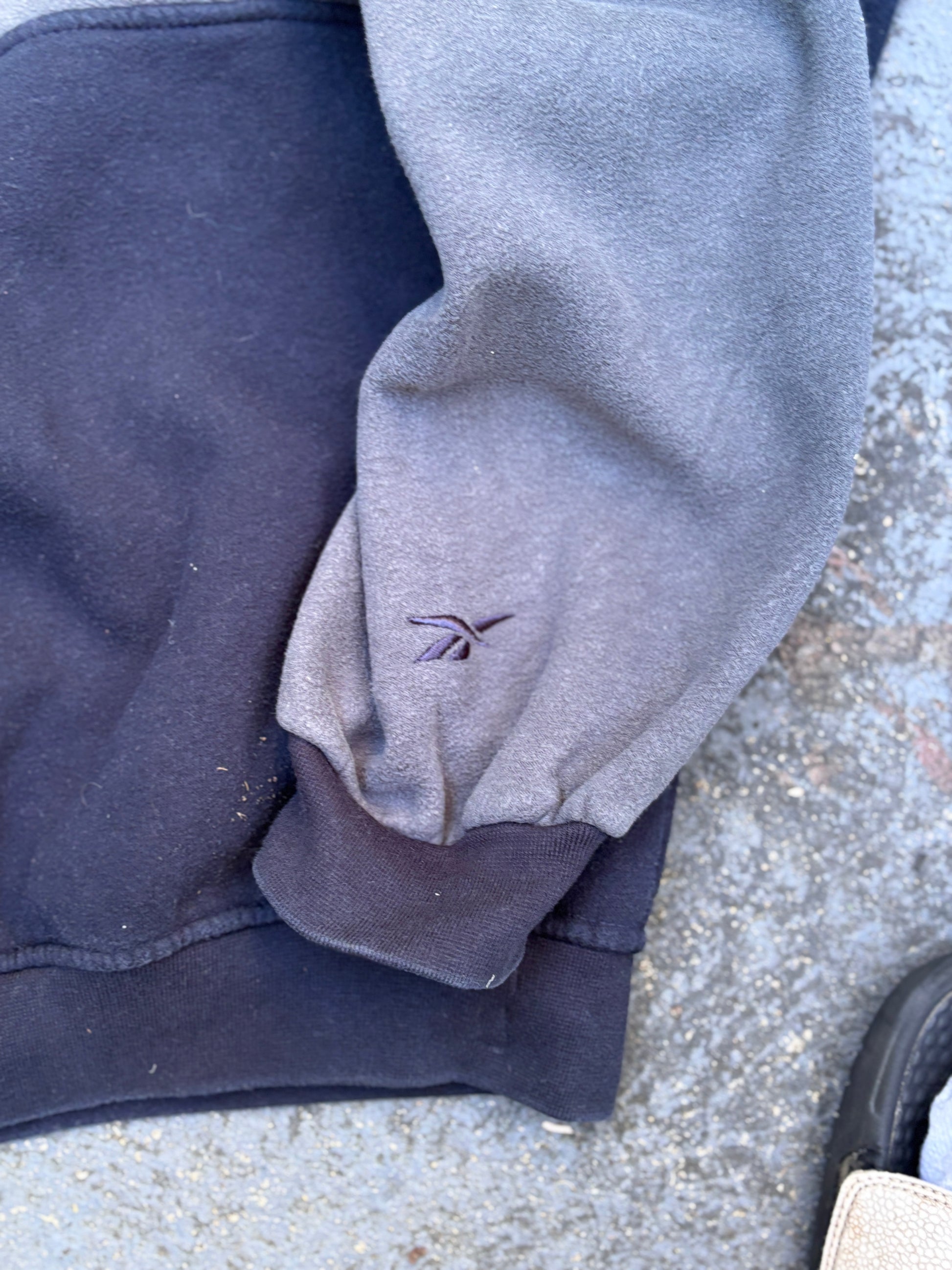 Vintage 90s Reebok Jumper Size XL Navy Grey Embroidered Front Logo Fleece
