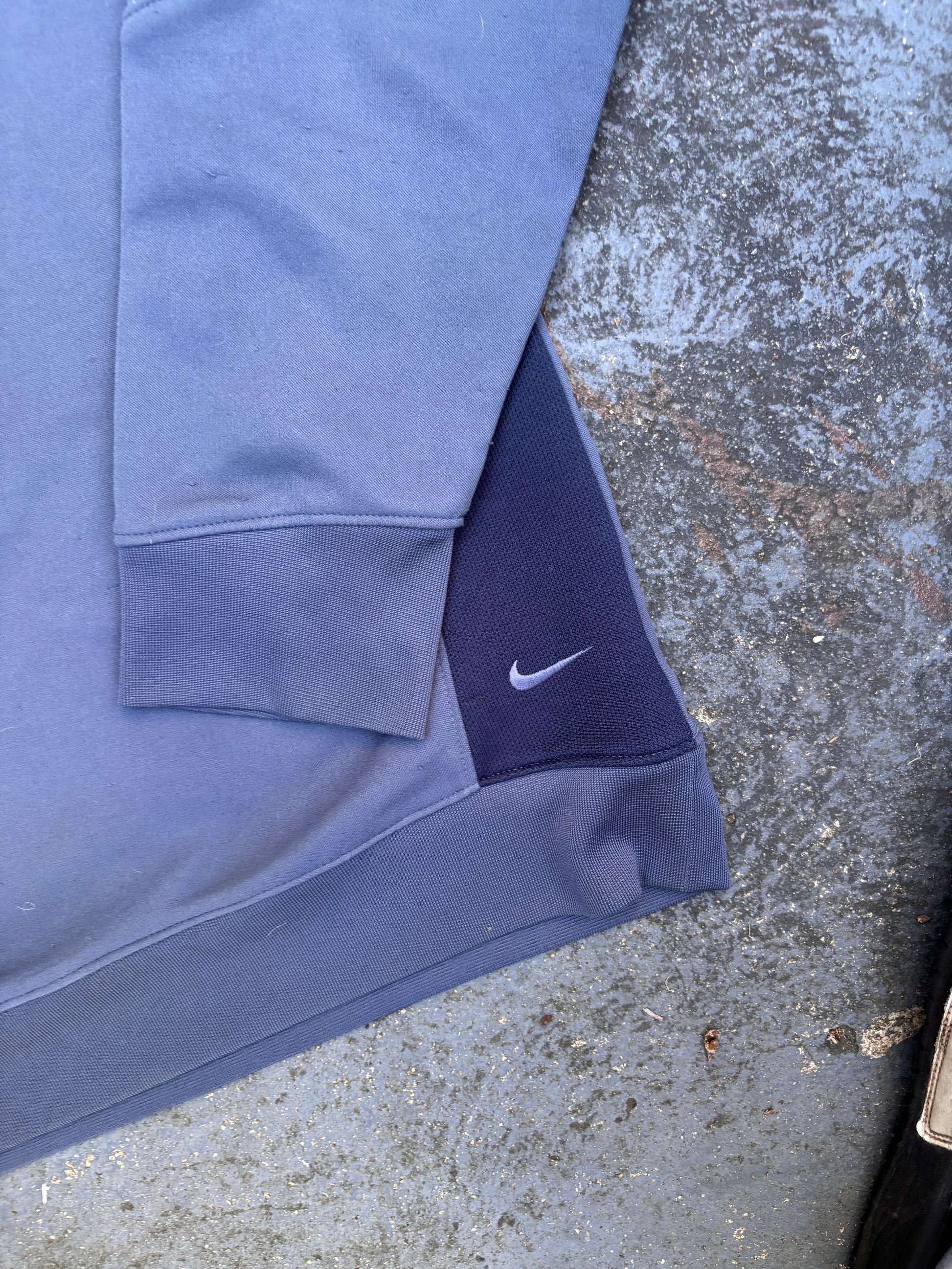 Vintage Y2K Nike Shox Jumper Size XL Grey Chest Logo Hip Swoosh Sweatshirt