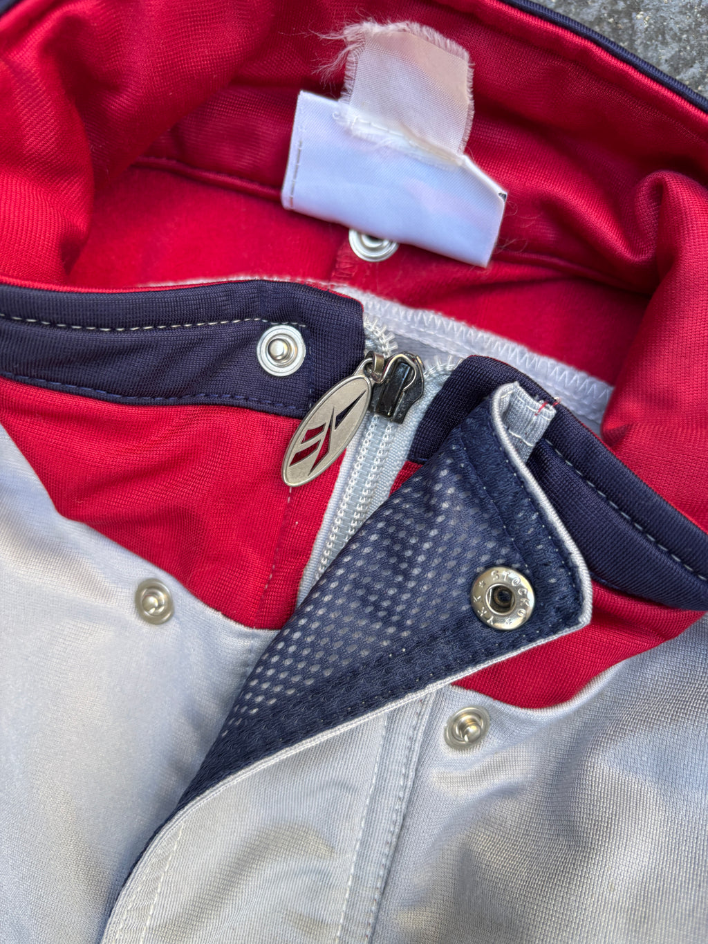 Vintage 90s Reebok Jacket Size XL Grey Red Detail Button Zip Arm Tape