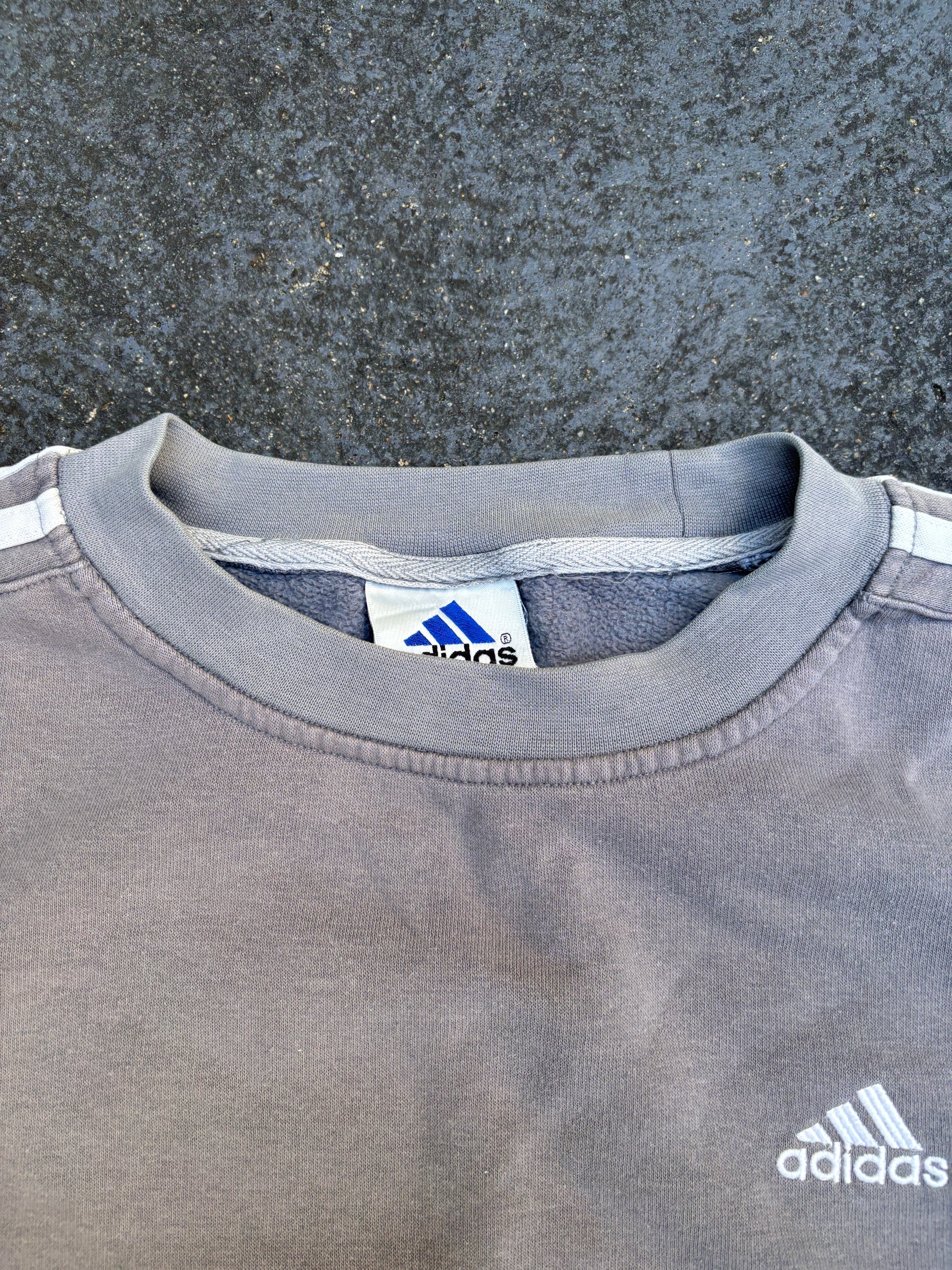 Vintage 90s Adidas Jumper Size L Grey Chest Logo 3-Stripes Sweatshirt