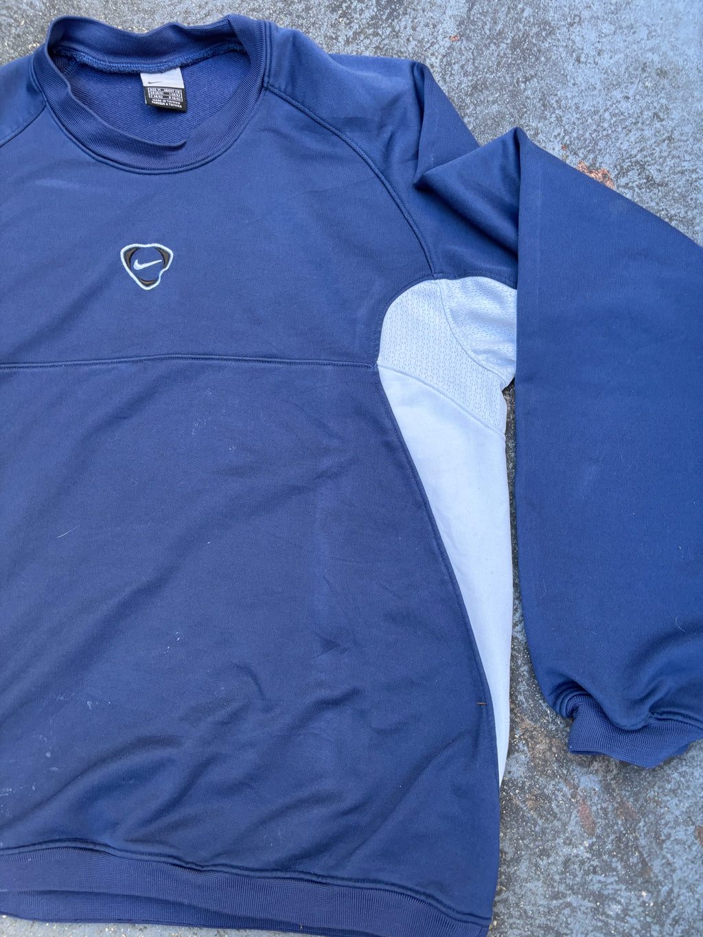 Vintage Y2K Nike Football Jumper Size M Navy White Centre Chest Logo Sweatshirt