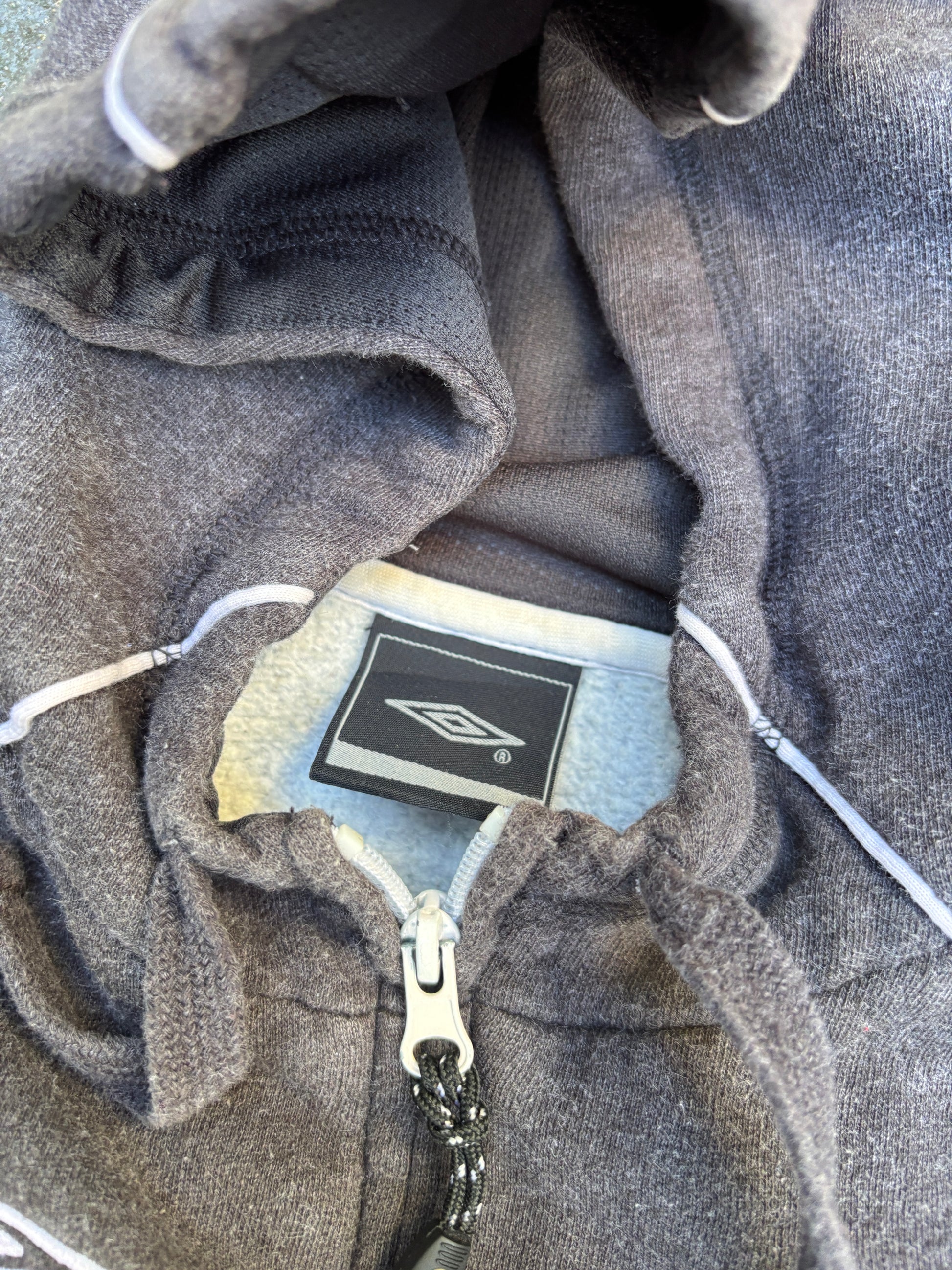 Vintage Y2K Umbro Hoodie Size L Grey White Detail Full Zip Embroidered Logo