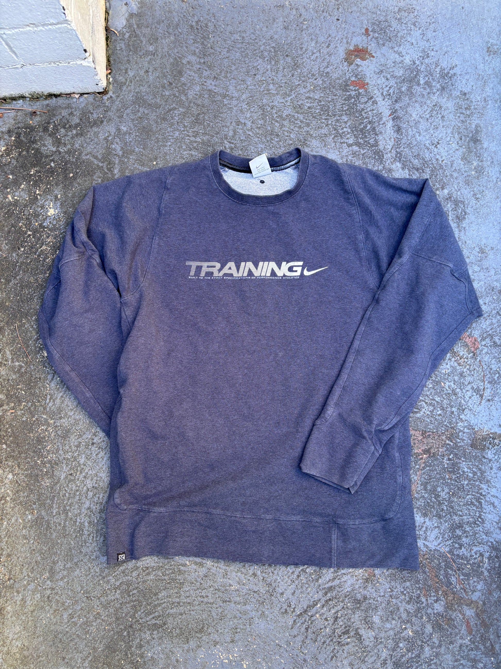 Vintage Y2K Nike Training Jumper Size L Navy Spell Out Swoosh Sweatshirt