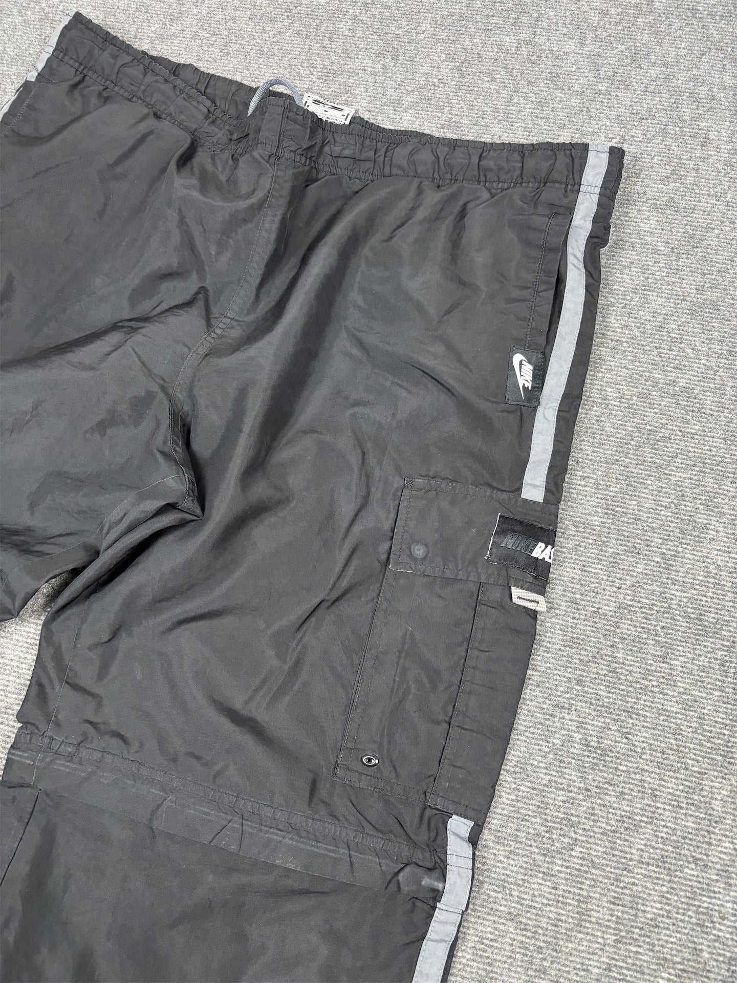 Vintage Y2K Nike Basketball Cargo Track Pants Men's L Black Grey Zip Off Rare