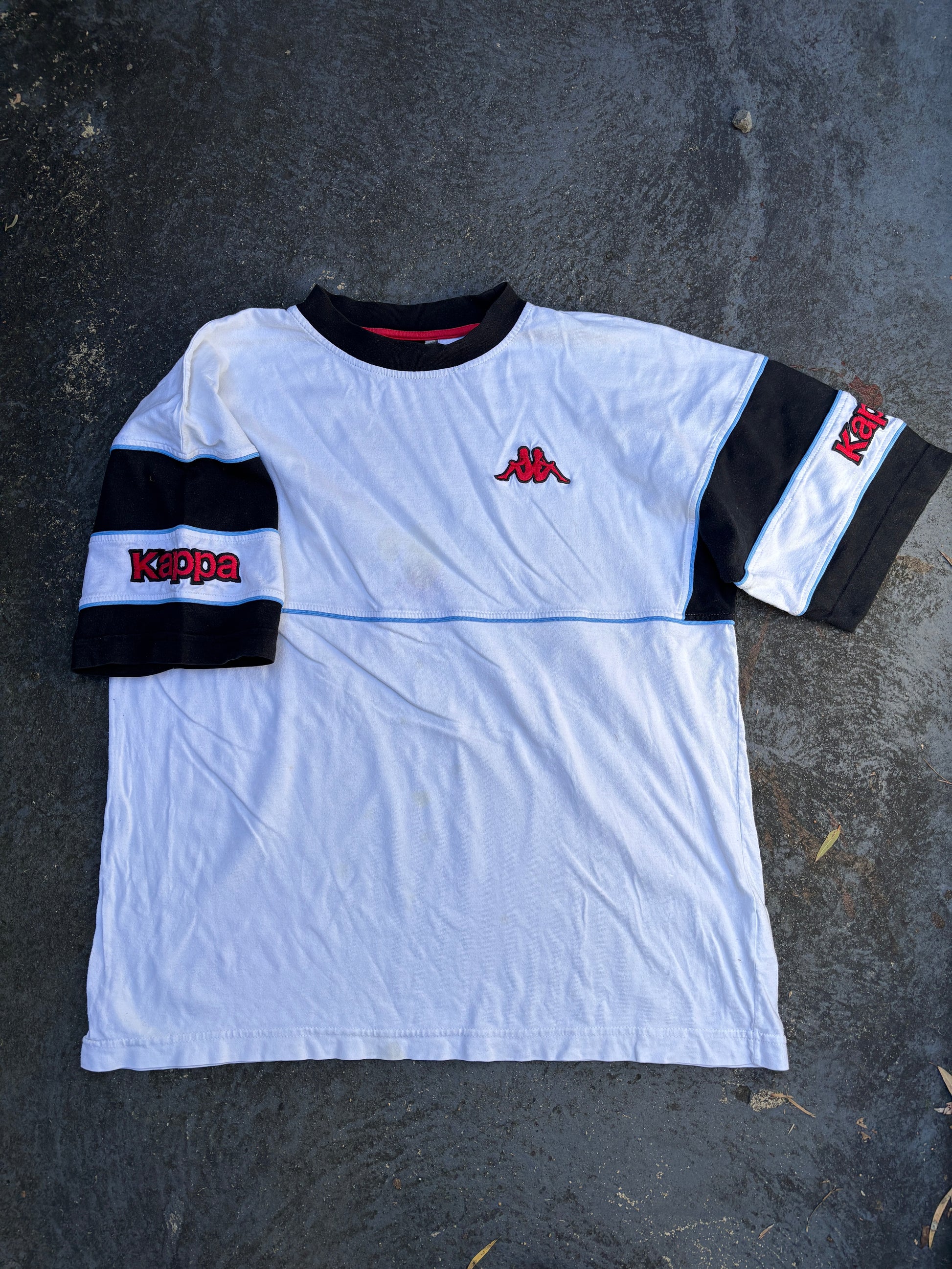 Vintage 90s Kappa T-Shirt Size L White Chest Logo Spell Out Arm Detail
