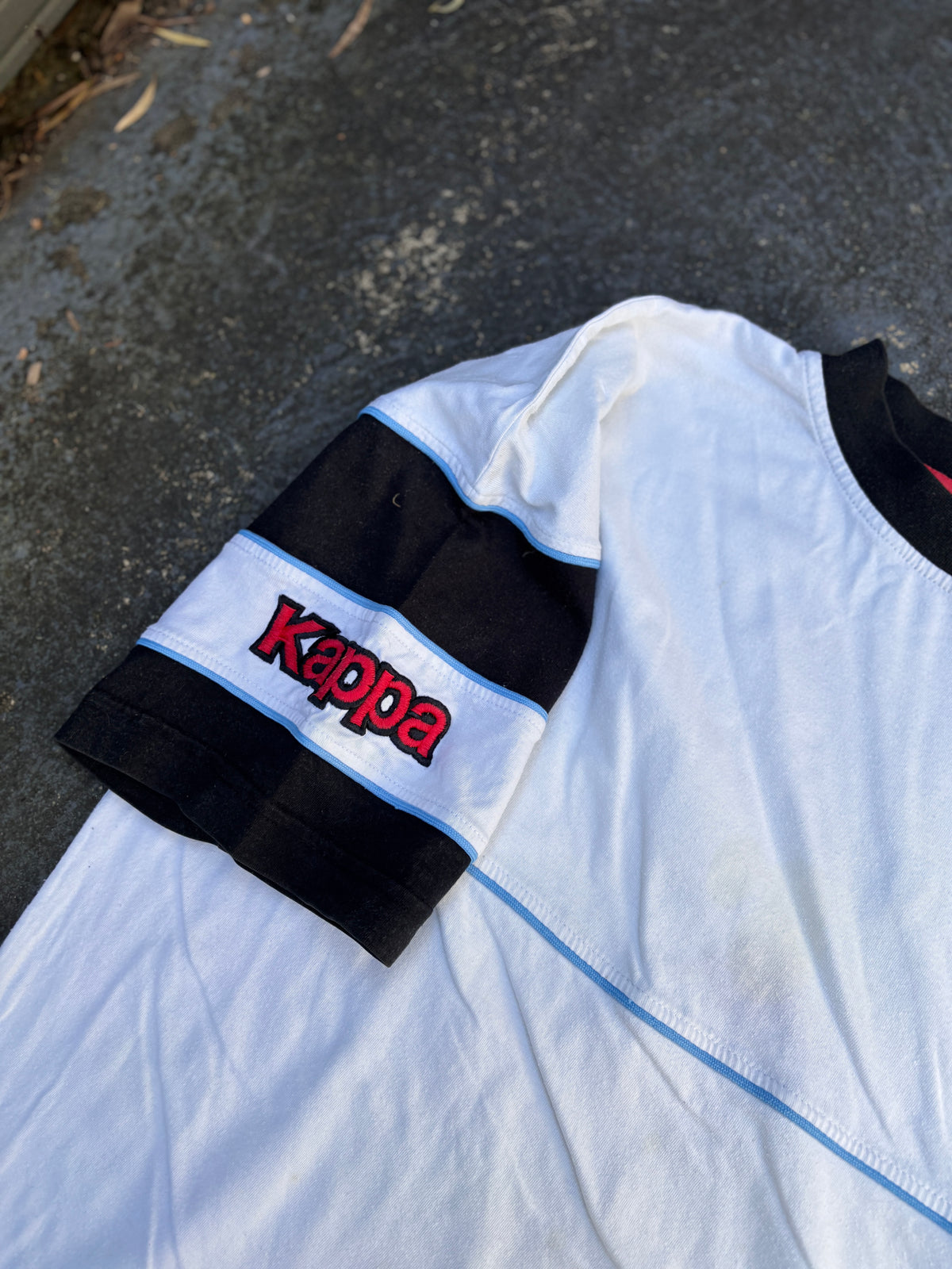 Vintage 90s Kappa T-Shirt Size L White Chest Logo Spell Out Arm Detail