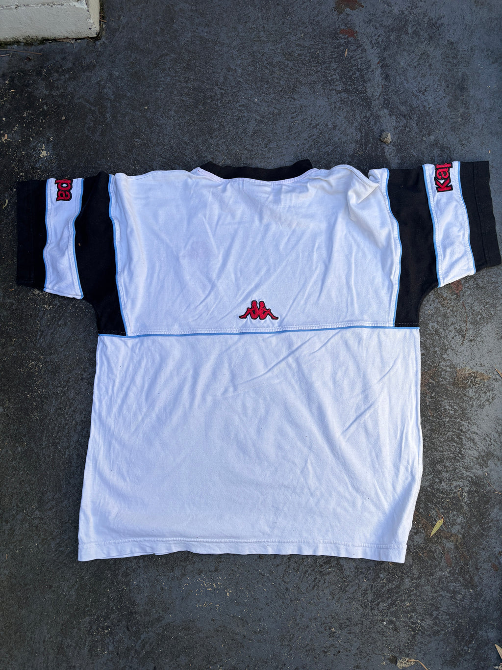 Vintage 90s Kappa T-Shirt Size L White Chest Logo Spell Out Arm Detail