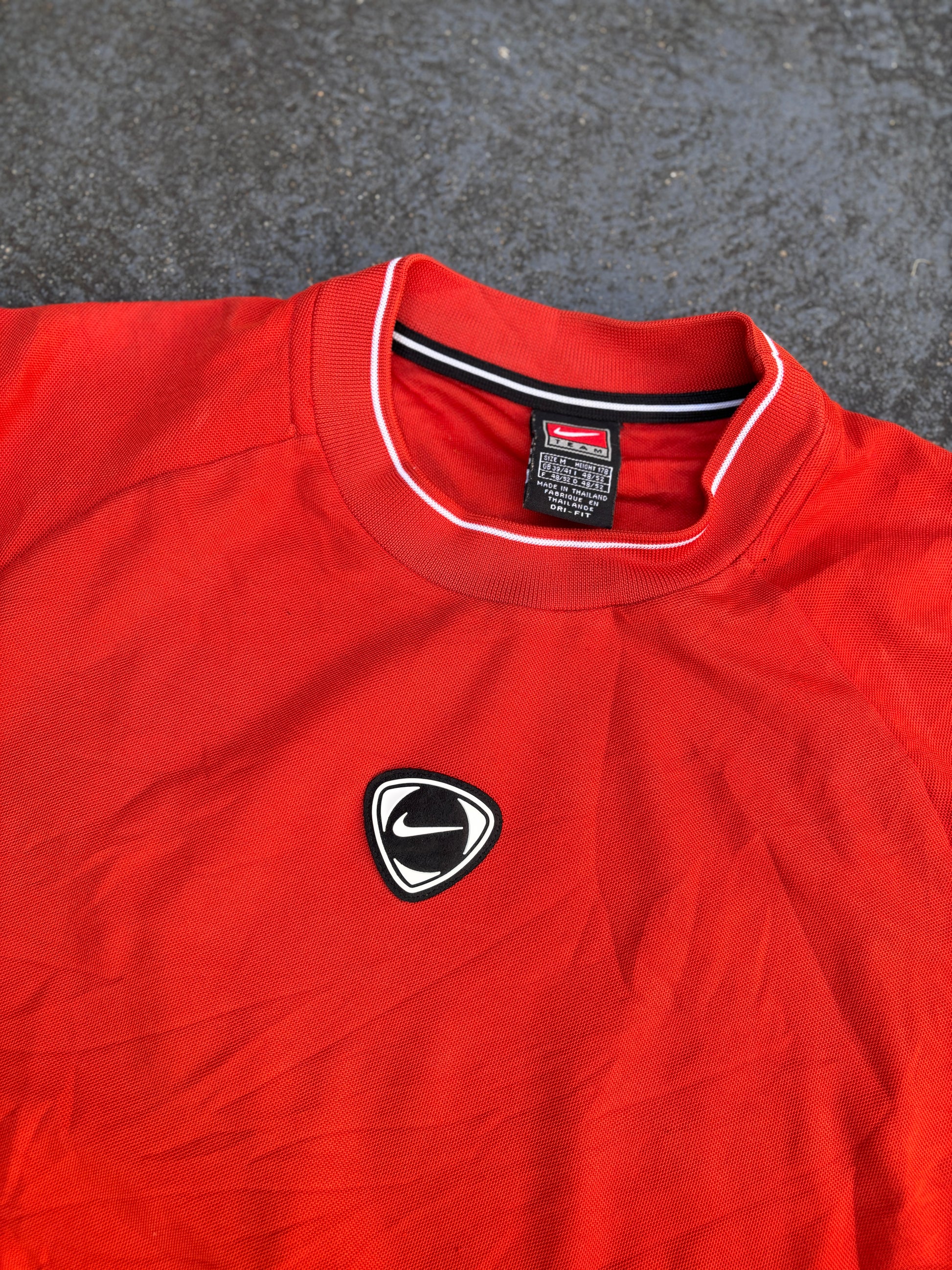 Vintage Y2K Nike Football Jersey Size M Red Grey White Centre Football Badge Detail