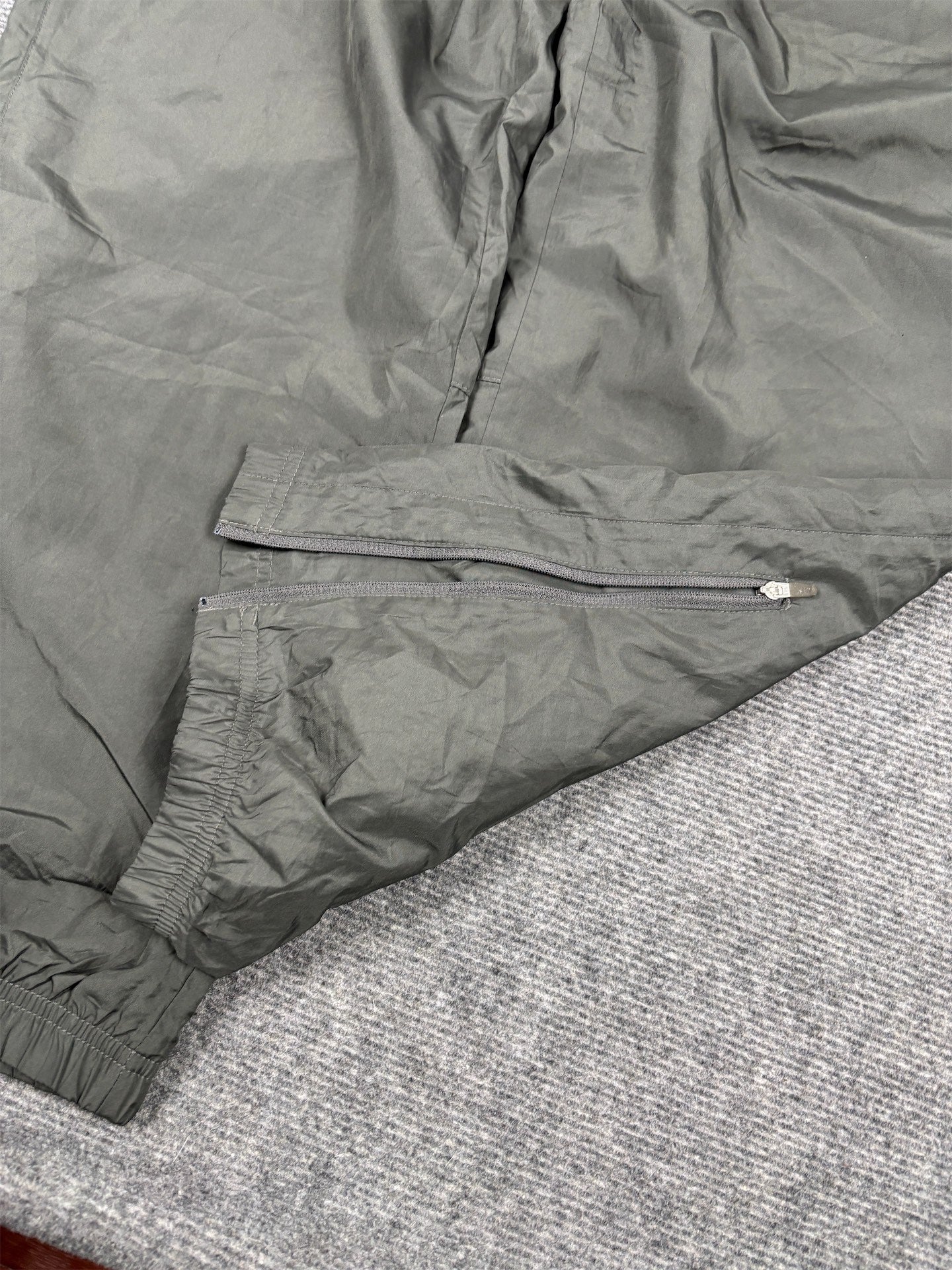 Vintage Nike Track Pants 2000s Era Men’s XL Grey Two Tone White Swoosh Joggers