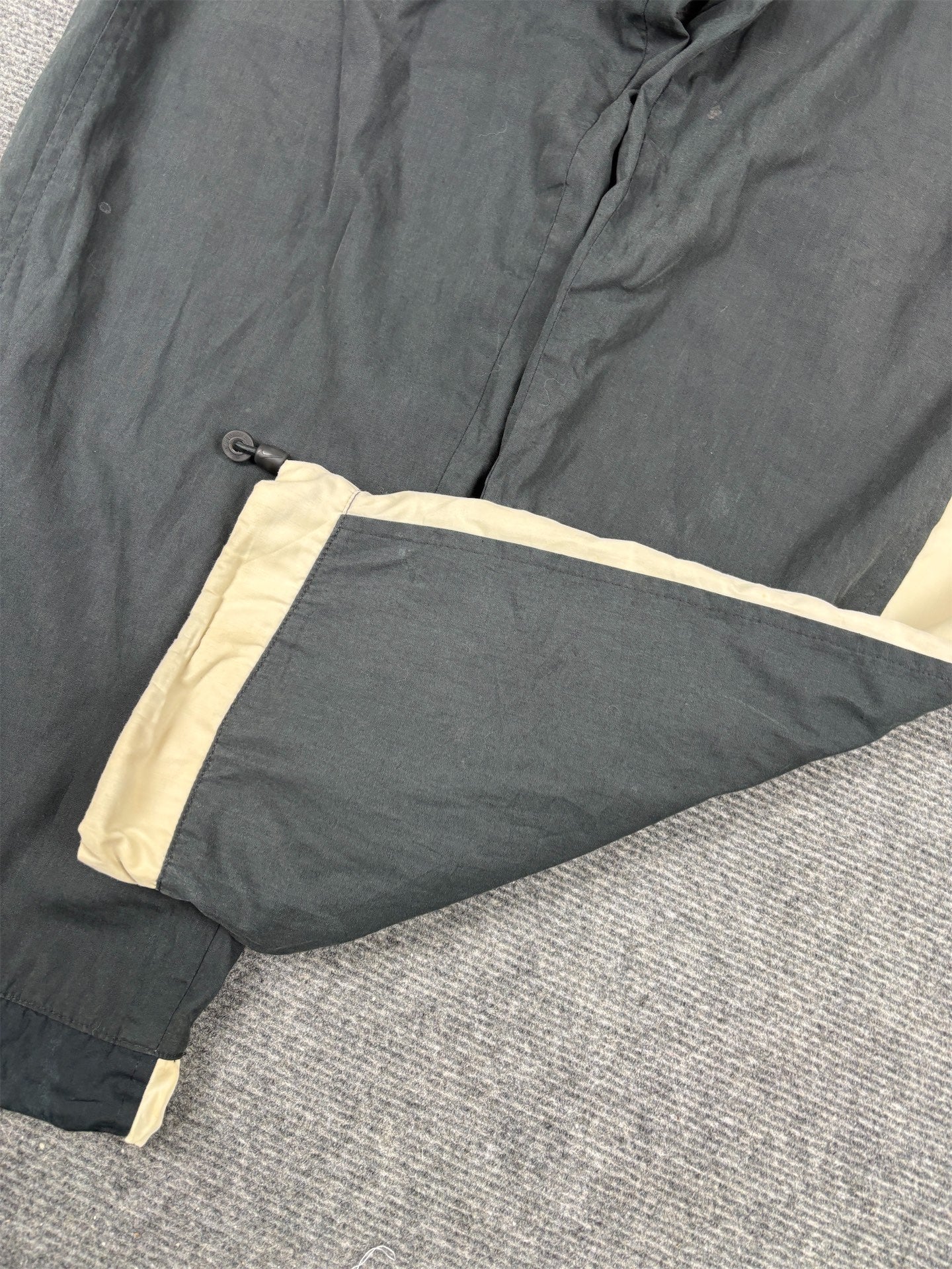 Vintage Y2K Nike Cargo Track Pants Size M Black Grey Cream Bungee Tabs Wide Leg