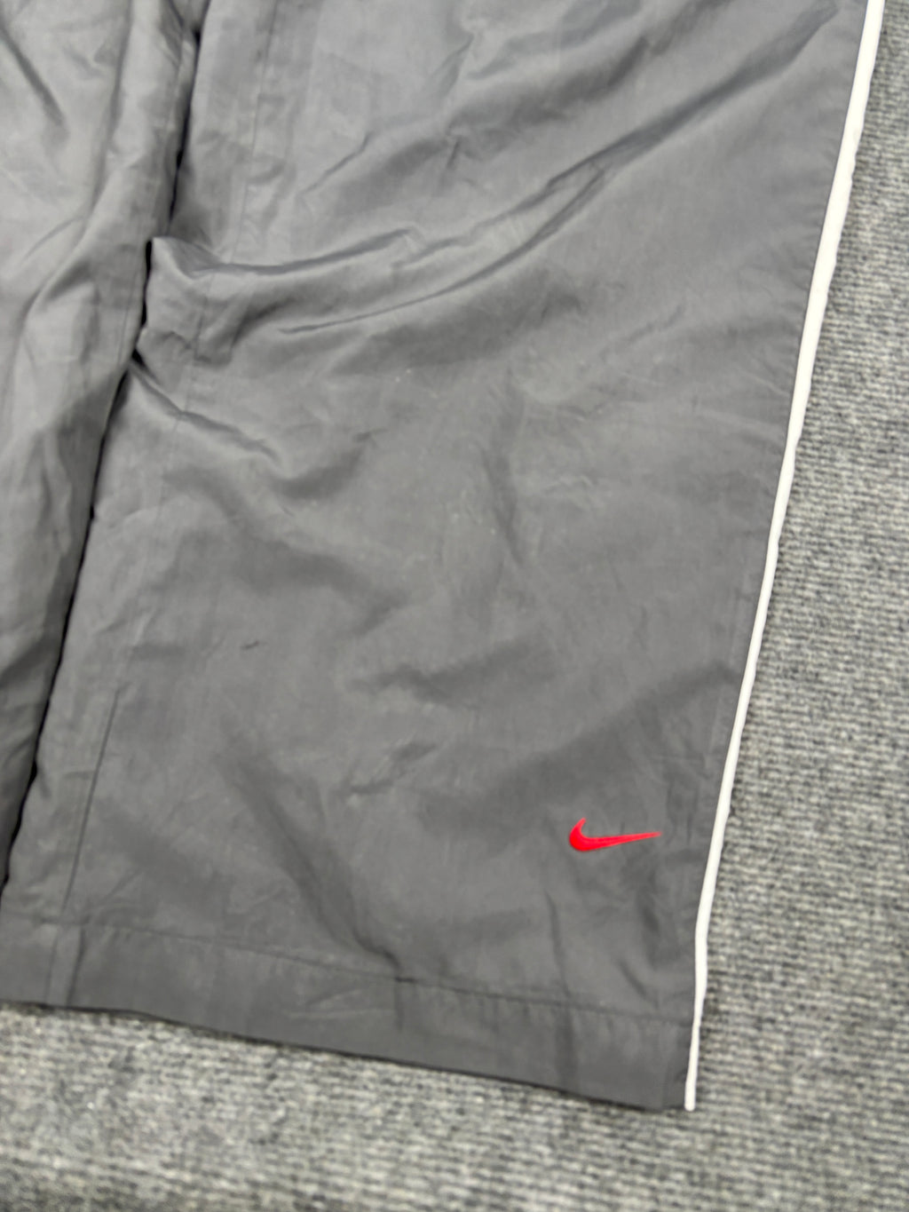 Vintage Y2K Nike Trackpants Women's XL Grey Red Ankle Swoosh Baggy Leg