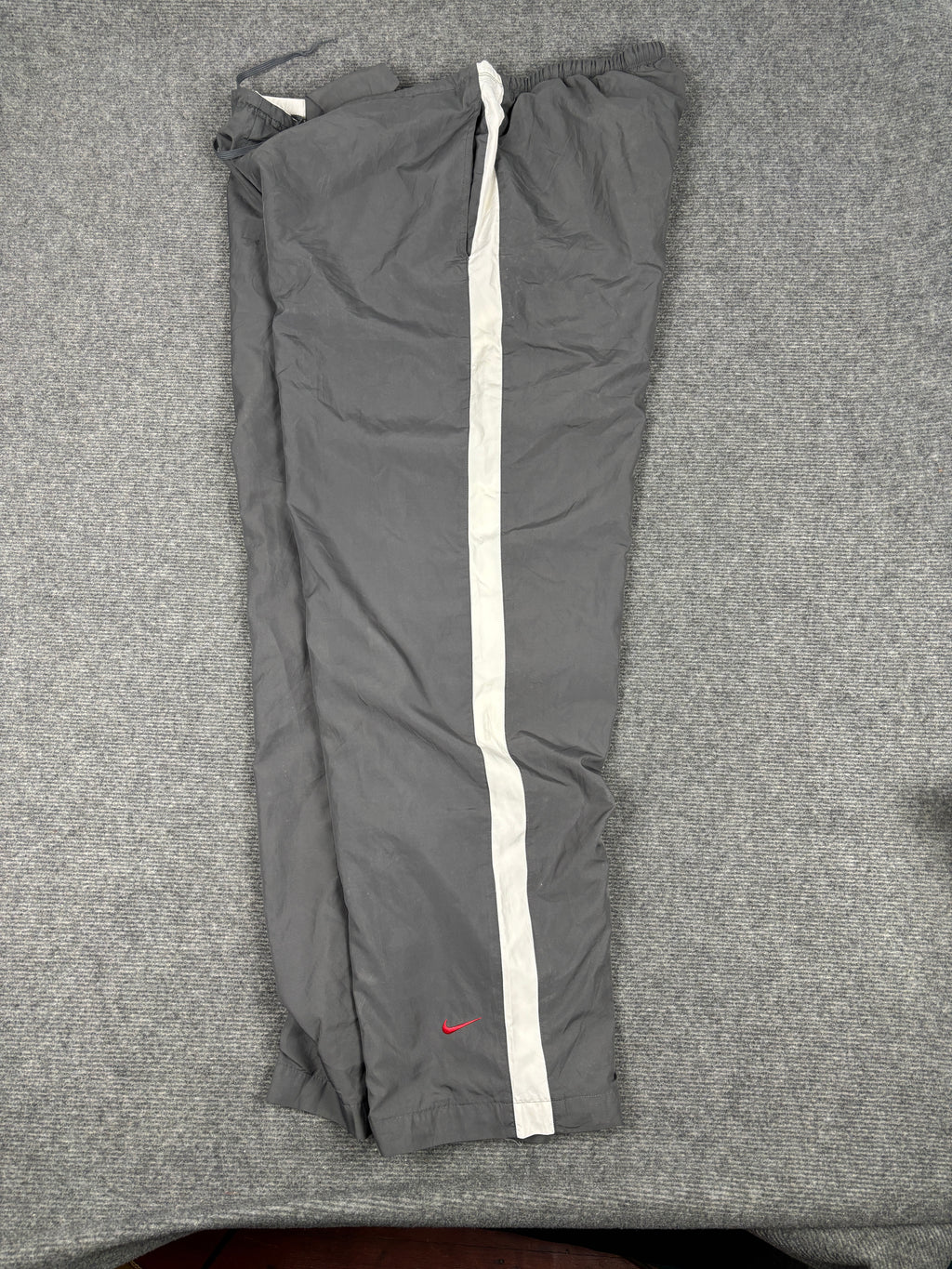 Vintage Y2K Nike Trackpants Women's XL Grey Red Ankle Swoosh Baggy Leg