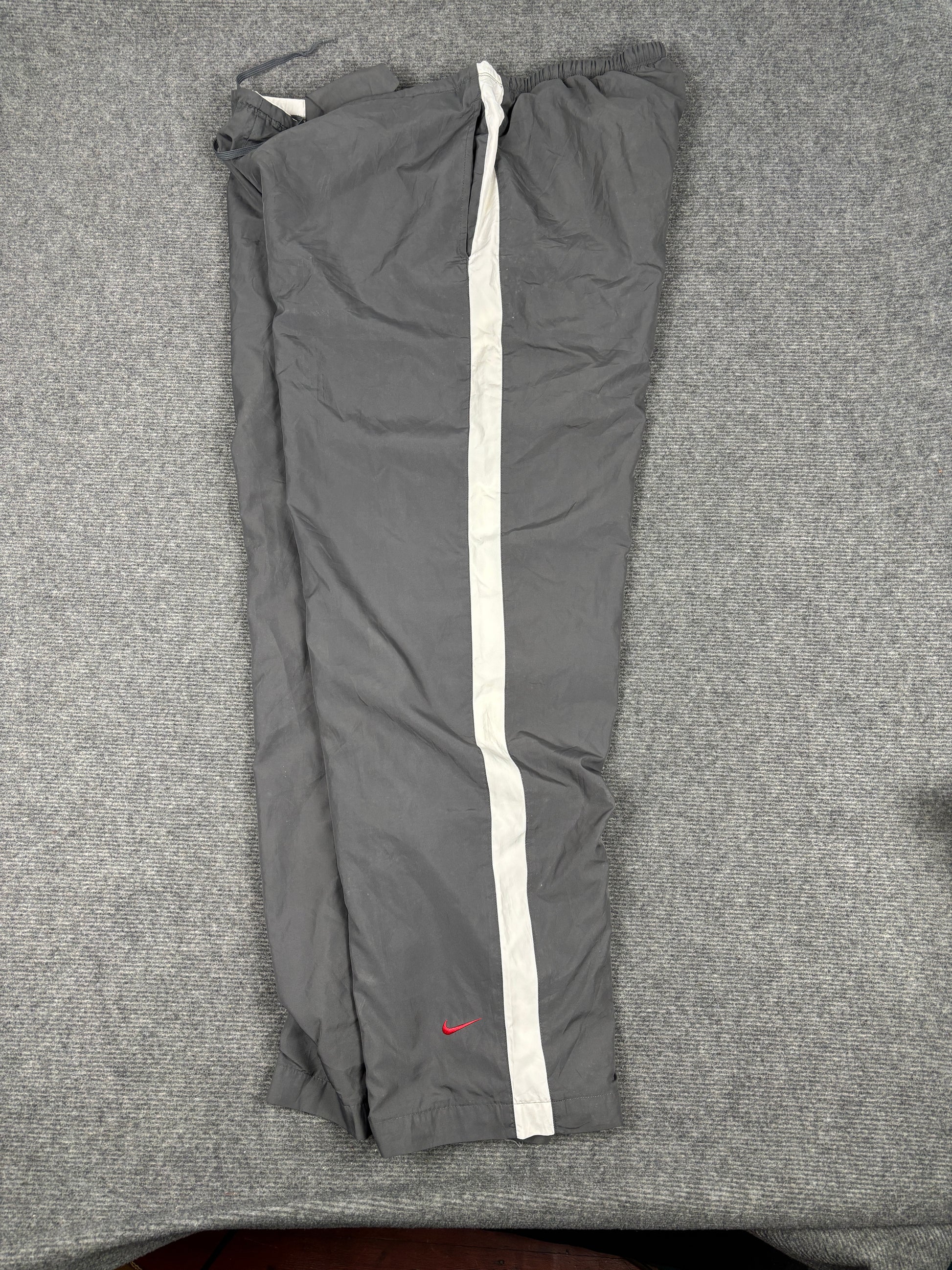 Vintage Y2K Nike Trackpants Women's XL Grey Red Ankle Swoosh Baggy Leg