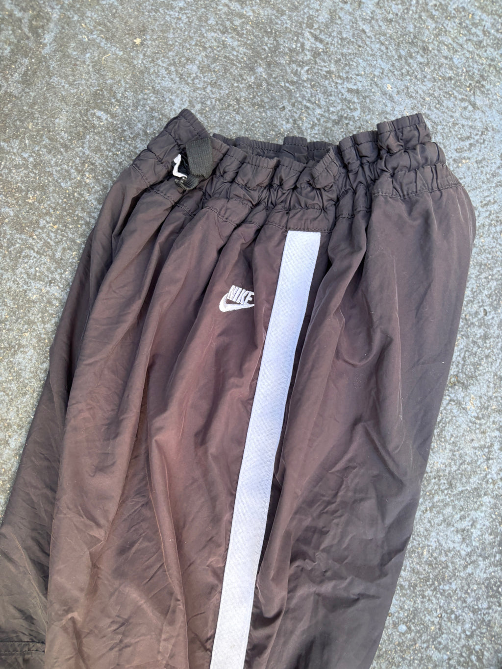 Vintage Y2K Nike Track Pants Women’s Size M Black Grey Detail Wide Leg Cuffed Ankle