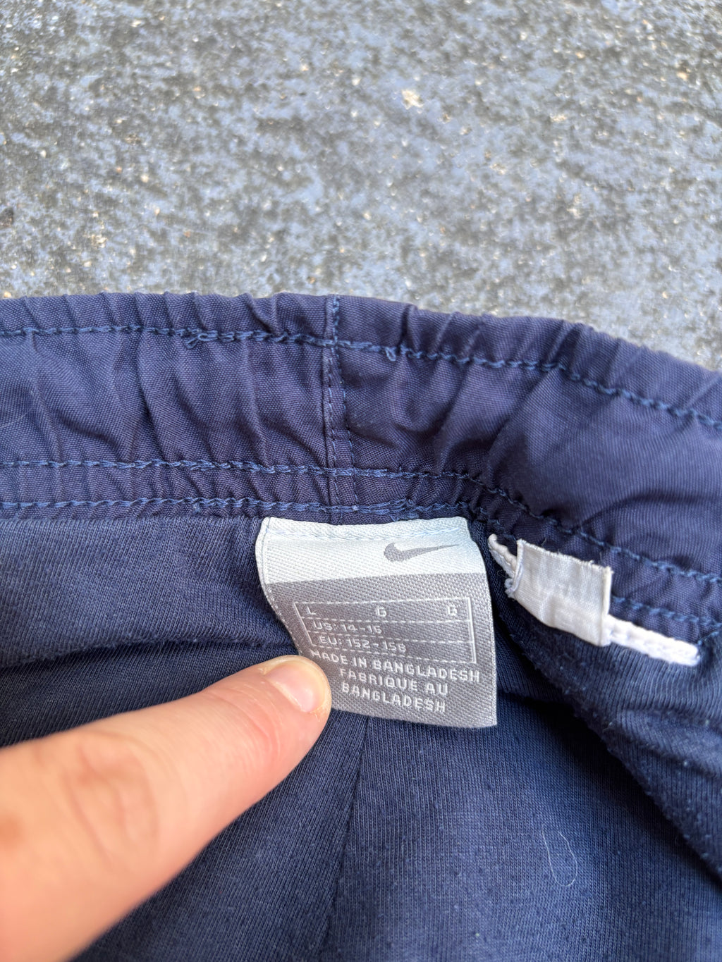 Vintage Y2K Nike Track Pants Women’s Size S Navy White Swoosh Wide Leg Windbreaker