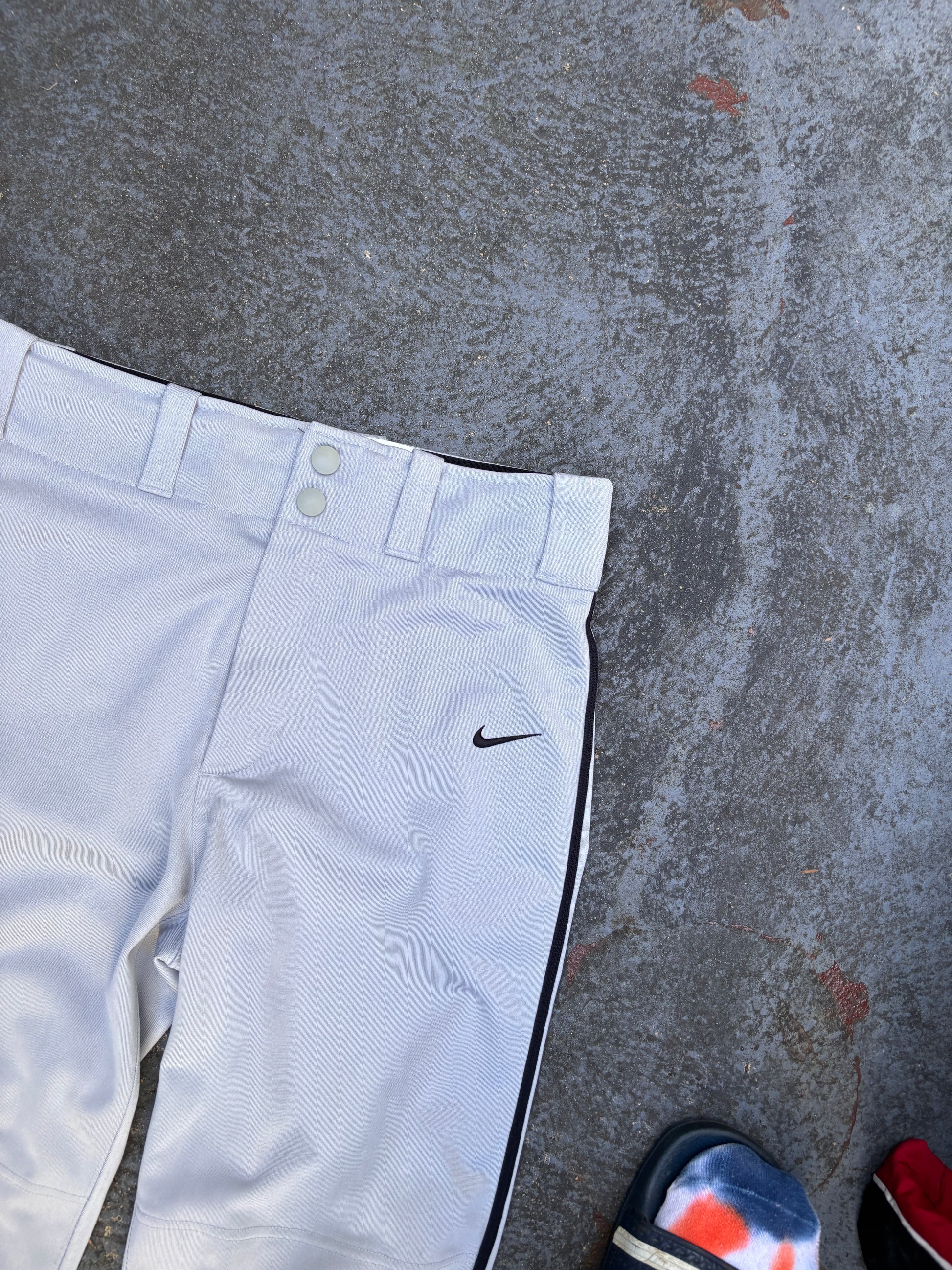 Nike Baseball Pants Women’s Size S Grey Navy Detail Double Knee Straight Leg
