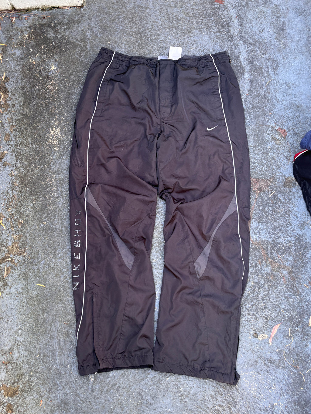 Vintage Y2K Nike Shox Track Pants Size L Black White Spell Out Wide Leg Ankle Zip