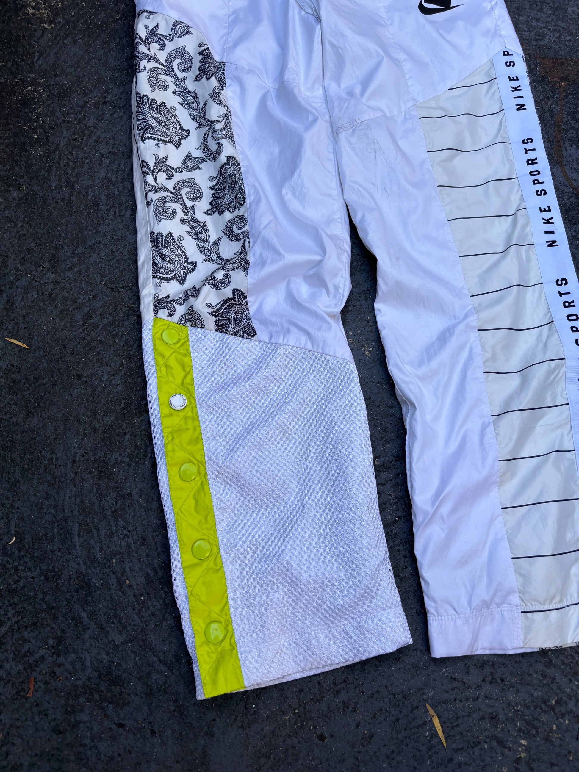 Nike Track Pants Size M Women’s White Pattern Detail Straight Leg Popper Ankle