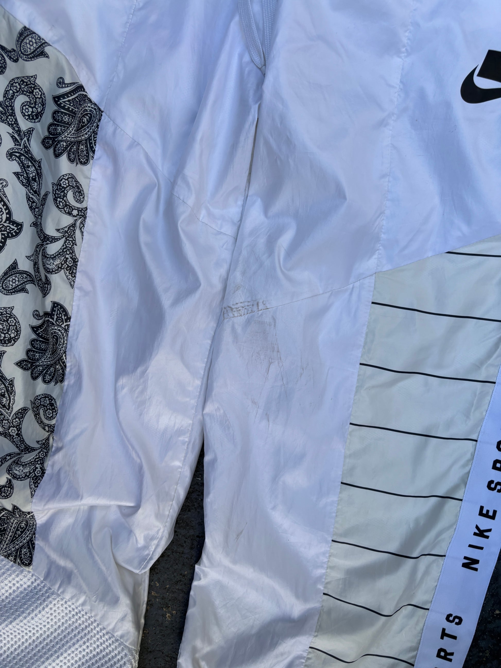 Nike Track Pants Size M Women’s White Pattern Detail Straight Leg Popper Ankle