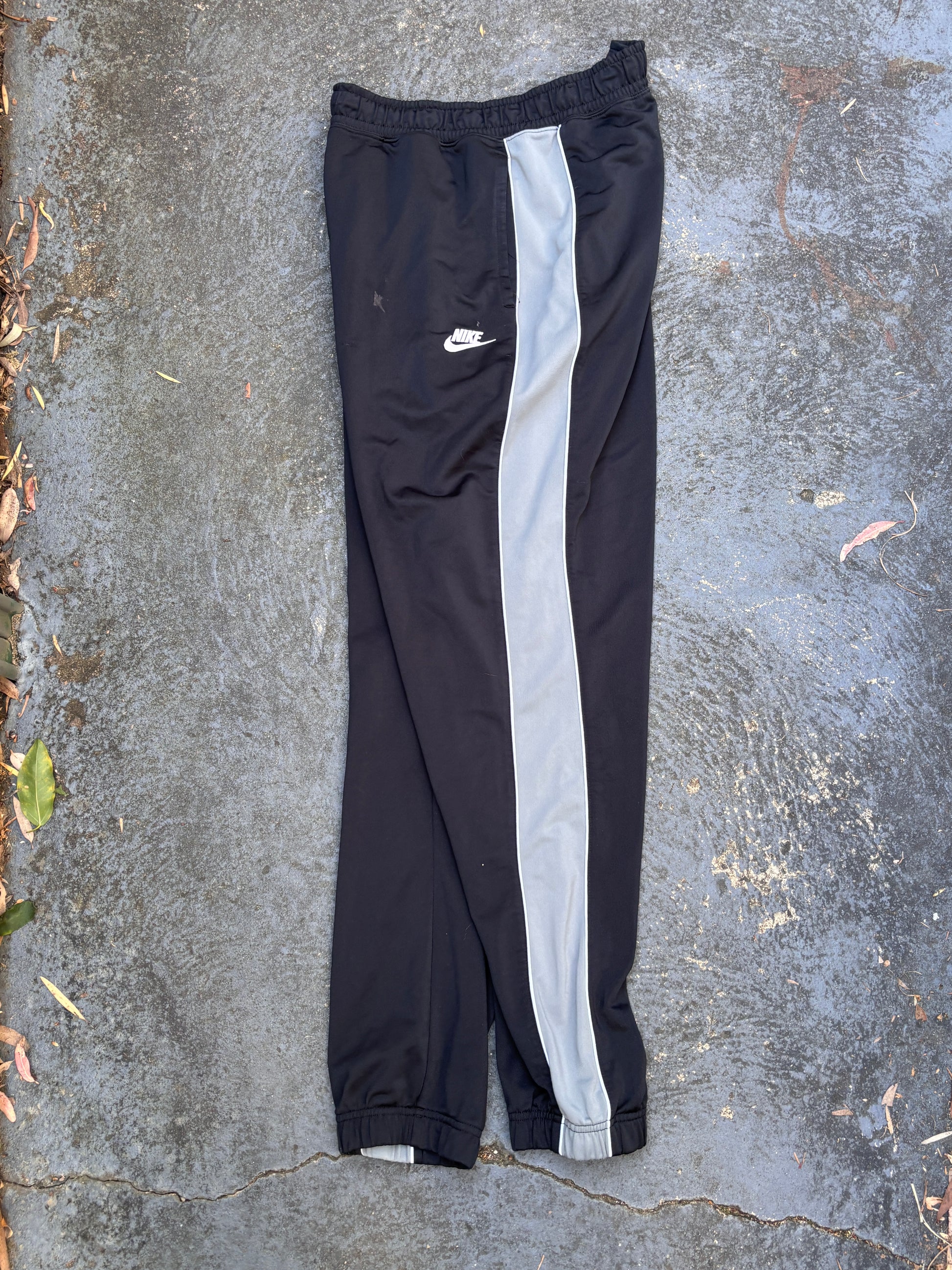Nike Track Pants Size XL Black Grey Detail White Piping Straight Leg Cuffed Ankle