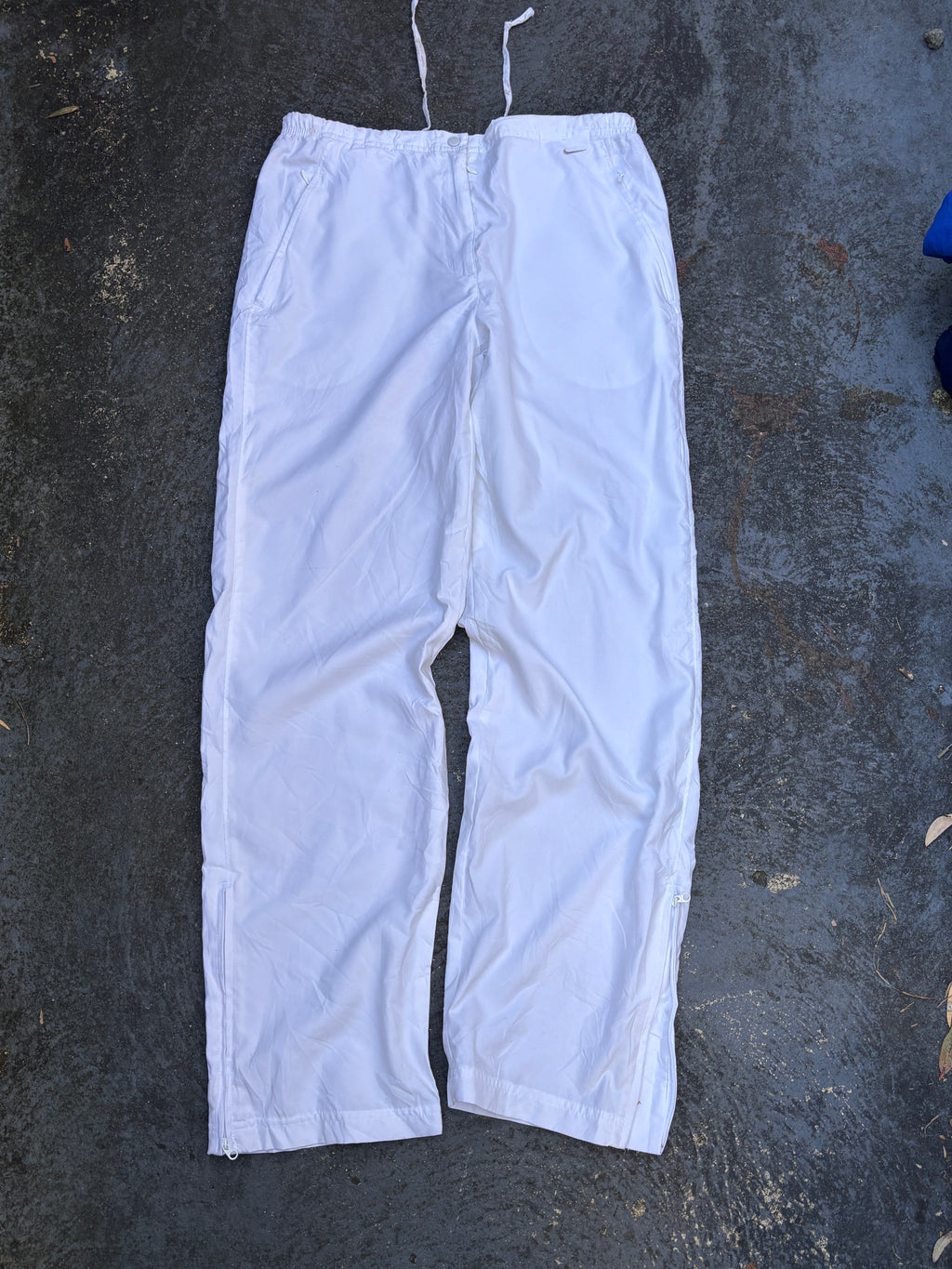 Vintage Y2K Nike Track Pants Women’s Size S White Silver Hip Swoosh Wide Leg Ankle Zip