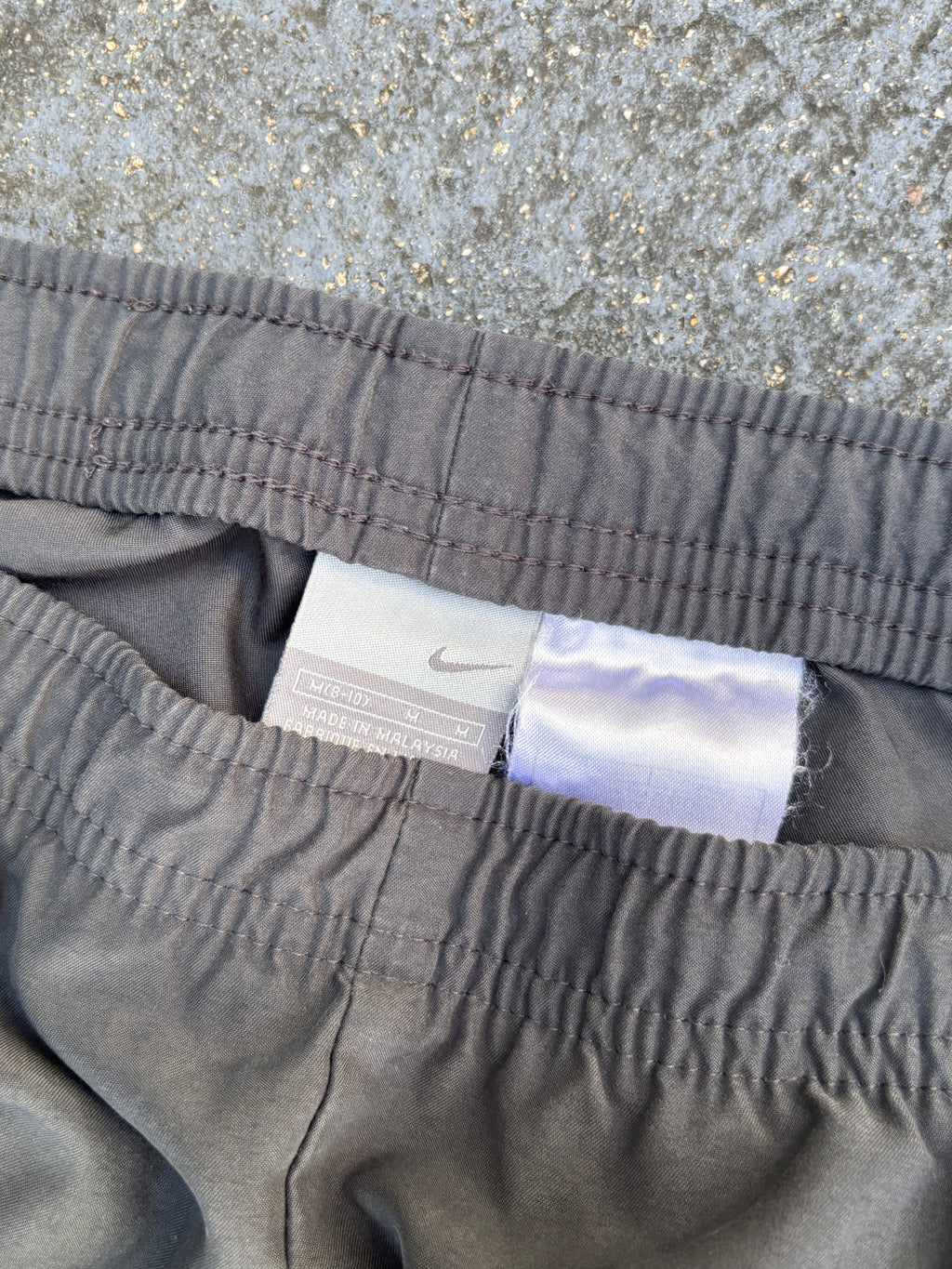 Vintage Y2K Nike Track Pants Women’s Size M Grey Pink Wide Leg Ankle Slit Swoosh Logo