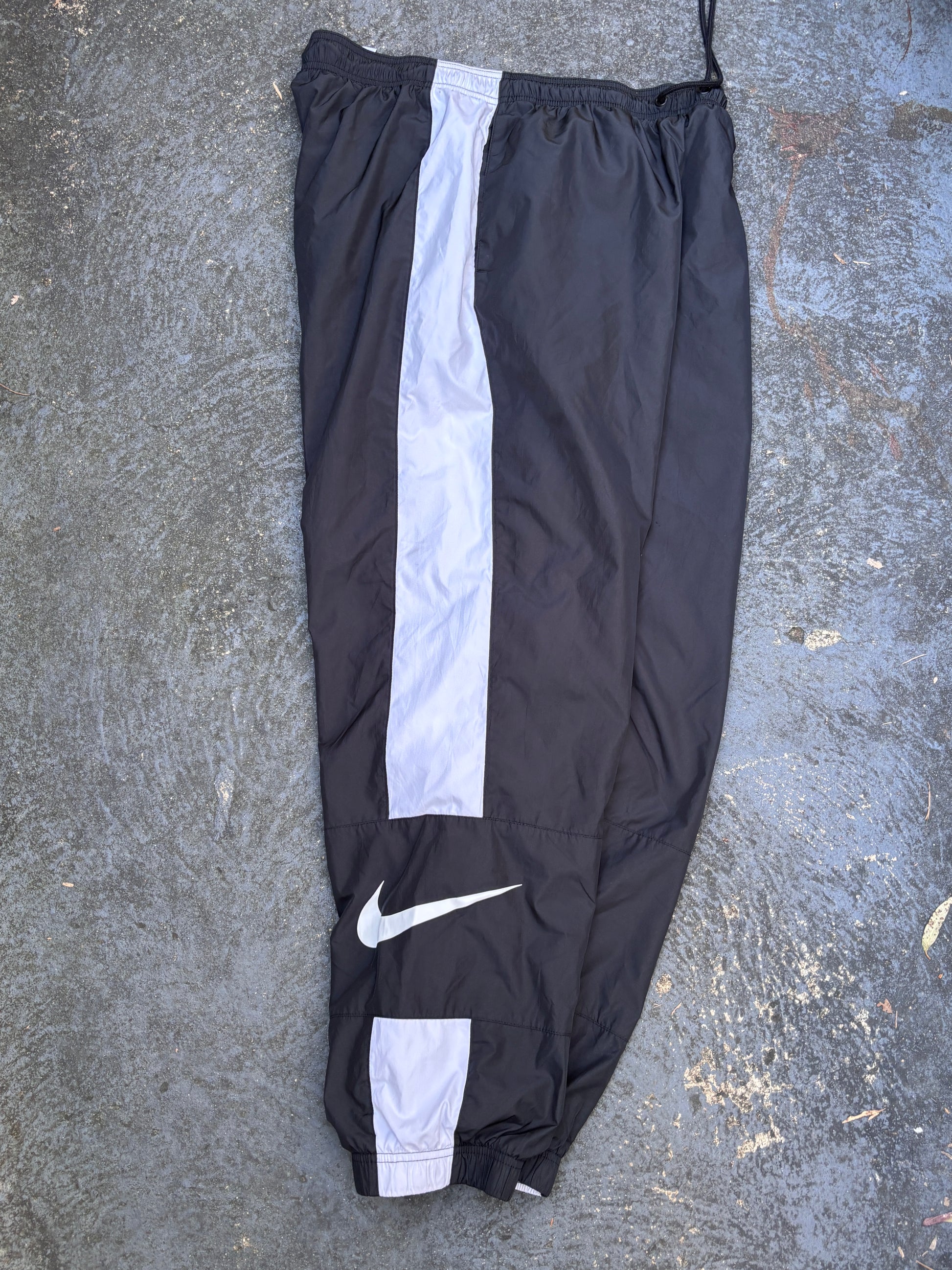 Nike Track Pants Size M Black White Detail Straight Leg Cuffed Ankle