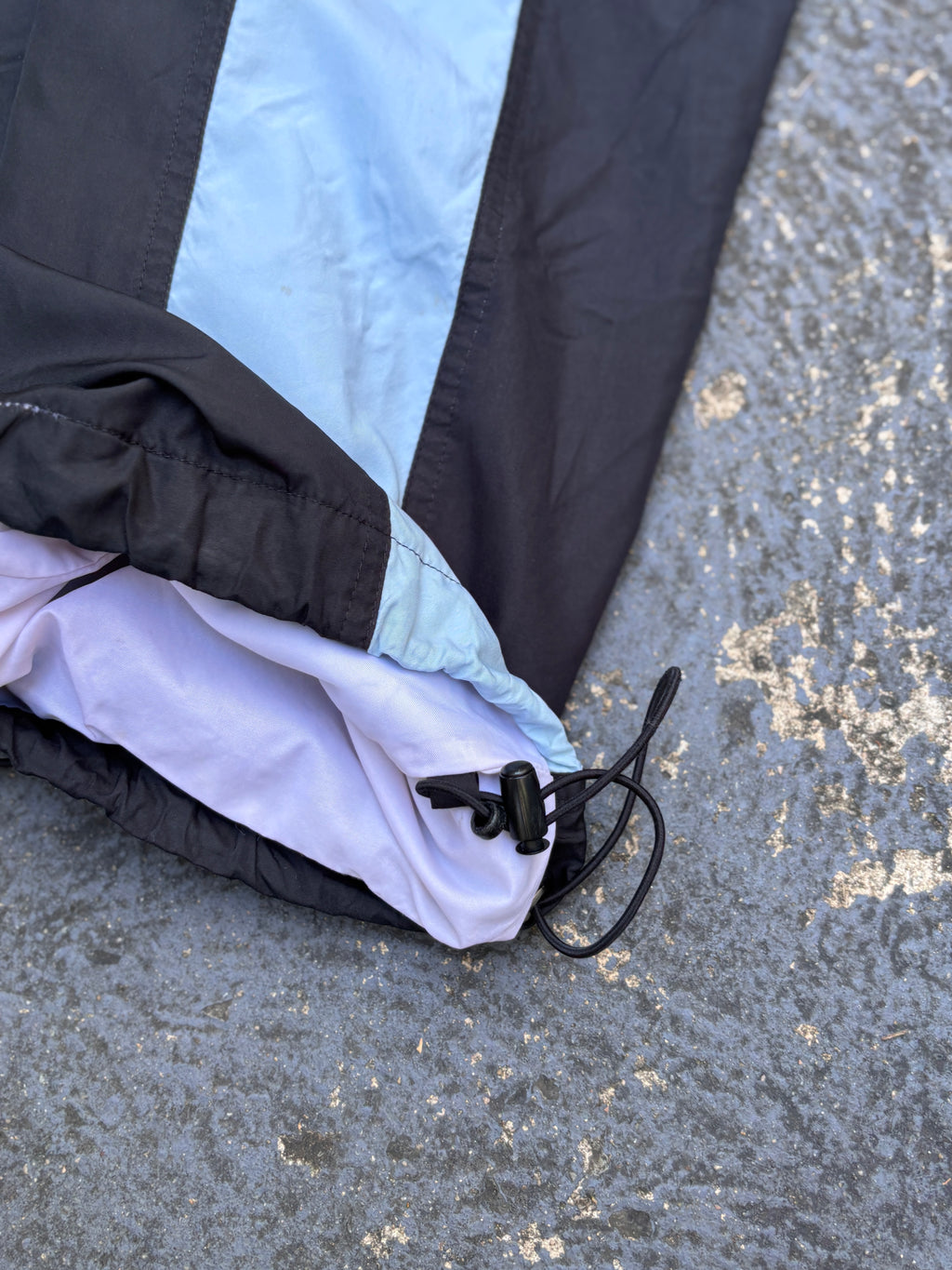 Vintage Y2K Nike Track Pants Women’s Size M Black Blue Detail Wide Leg Bungee Ankle Tab