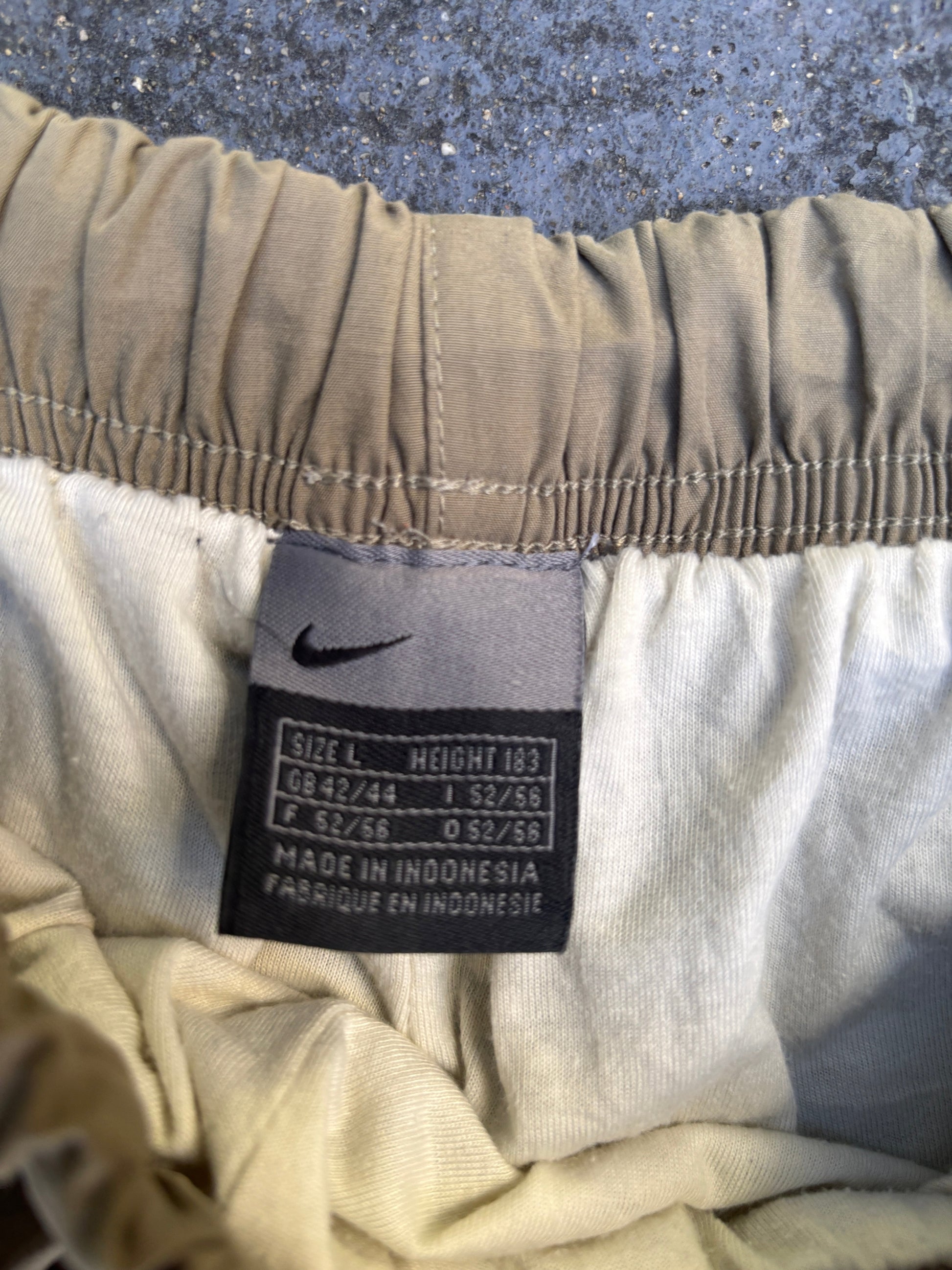 Vintage Y2K Nike Track Pants Size L Brown Khaki White Piping Wide Leg RARE COLOURWAY