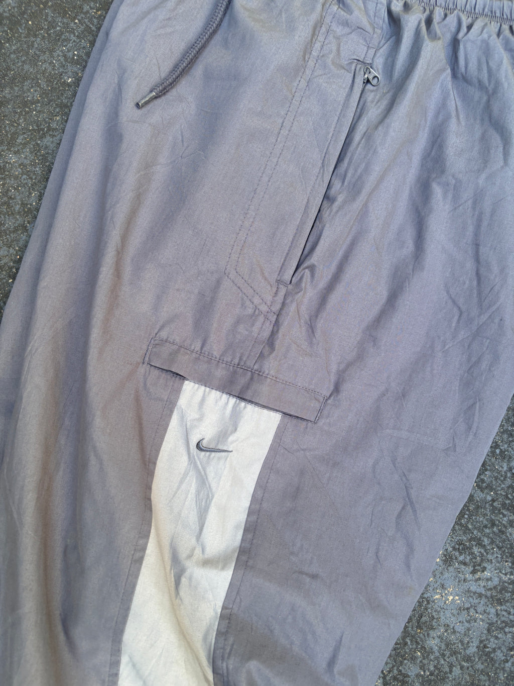 Vintage Y2K Nike Cargo Track Pants Size L Double Grey Wide Leg Bungee Windbreakers