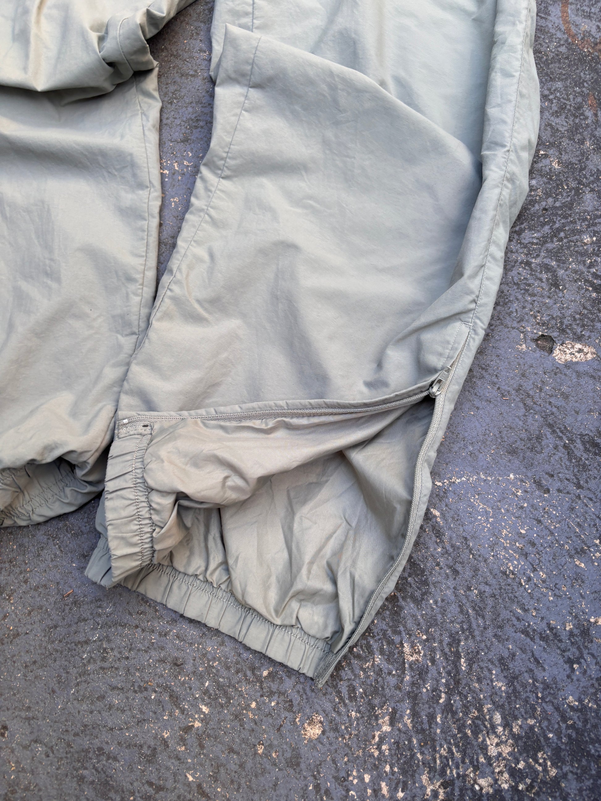 Vintage Y2K Nike Track Pants Size XL Green Dark Green Swoosh Wide Leg Windbreaker