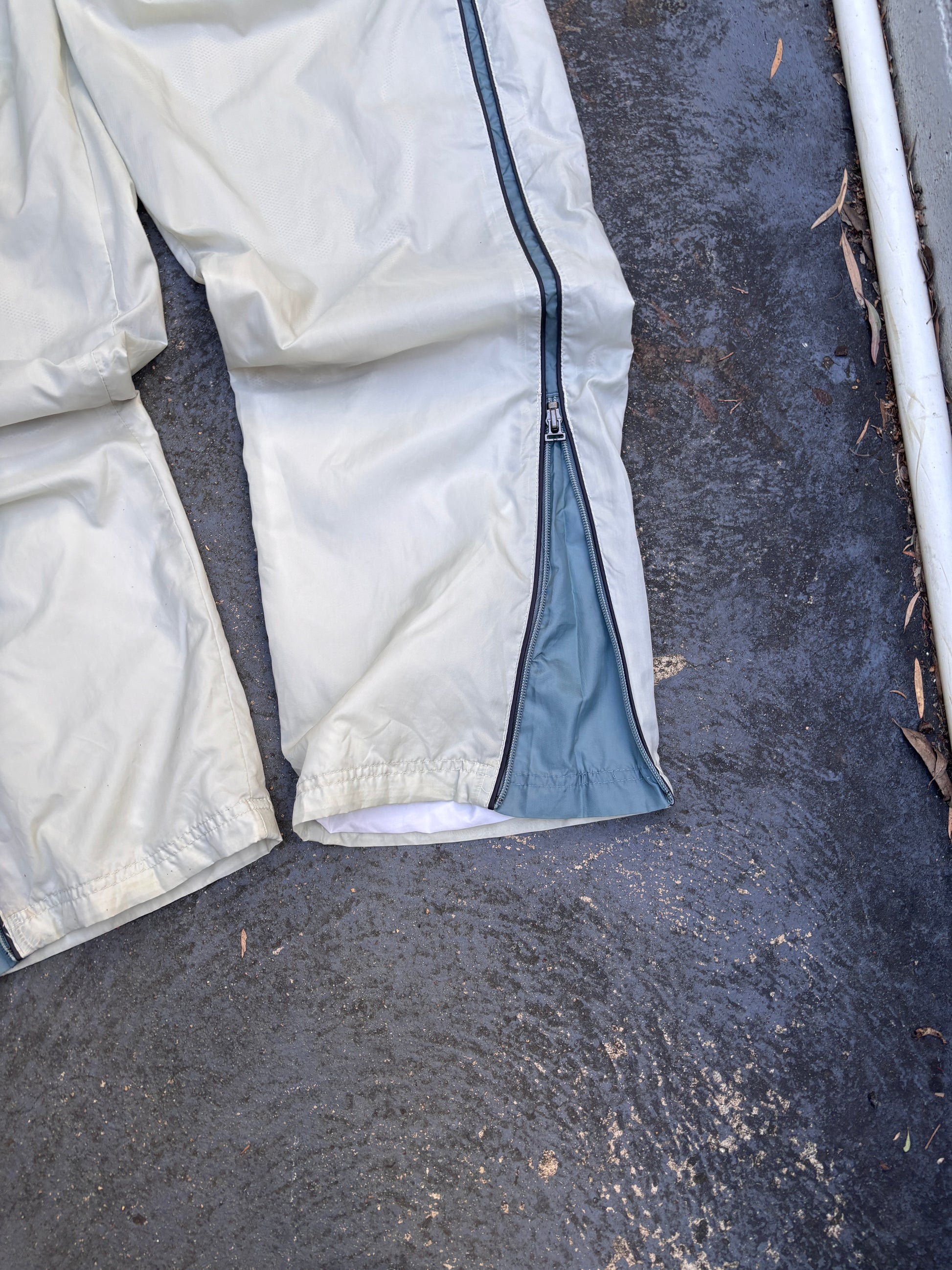 Vintage Y2K Nike Track Pants Size L Cream Green Side Detail Wide Leg Nylon Windbreakers