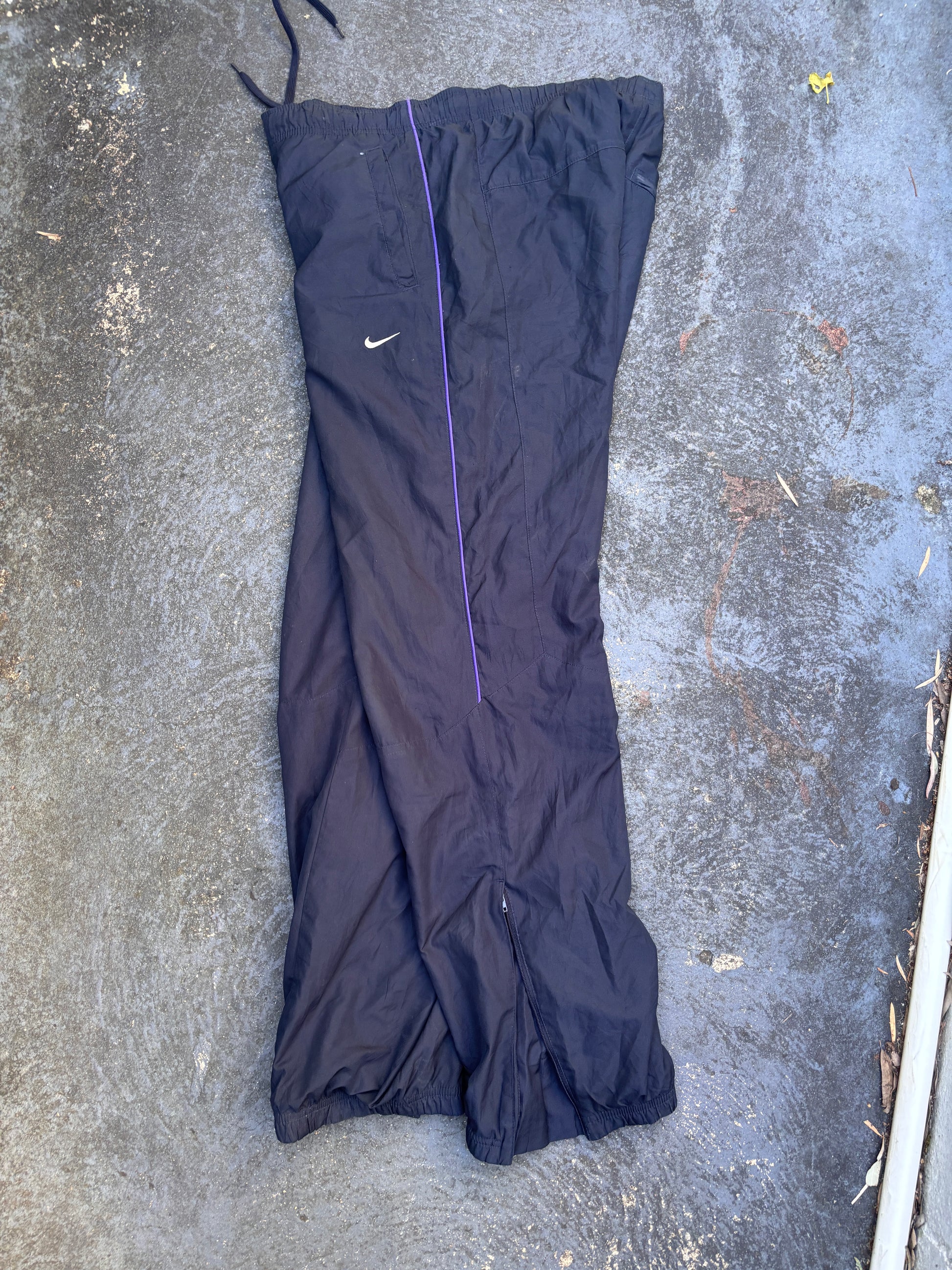 Vintage Y2K Nike Track Pants Women’s Size S Navy Purple Piping Straight Leg Ankle Zip