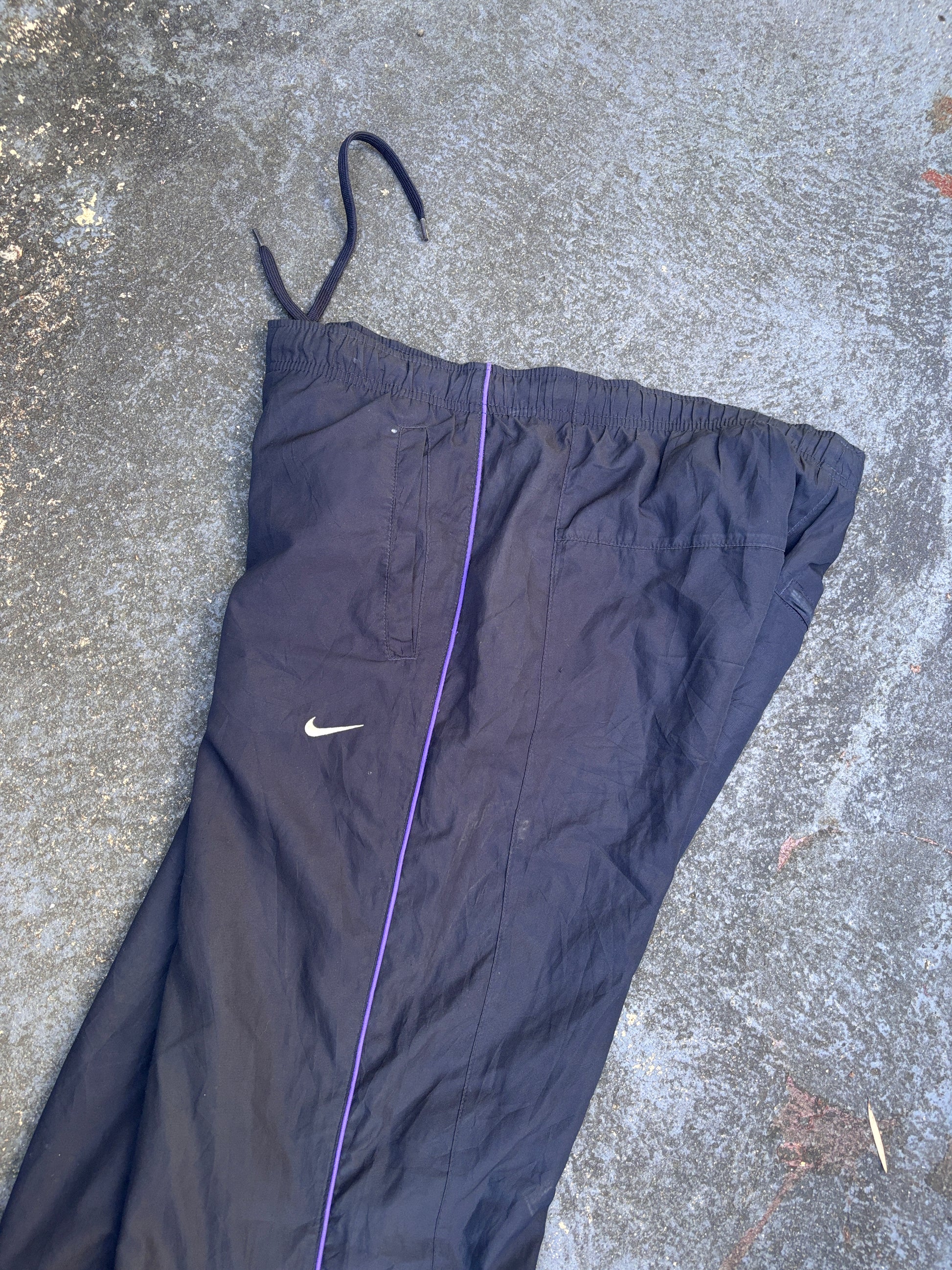 Vintage Y2K Nike Track Pants Women’s Size S Navy Purple Piping Straight Leg Ankle Zip