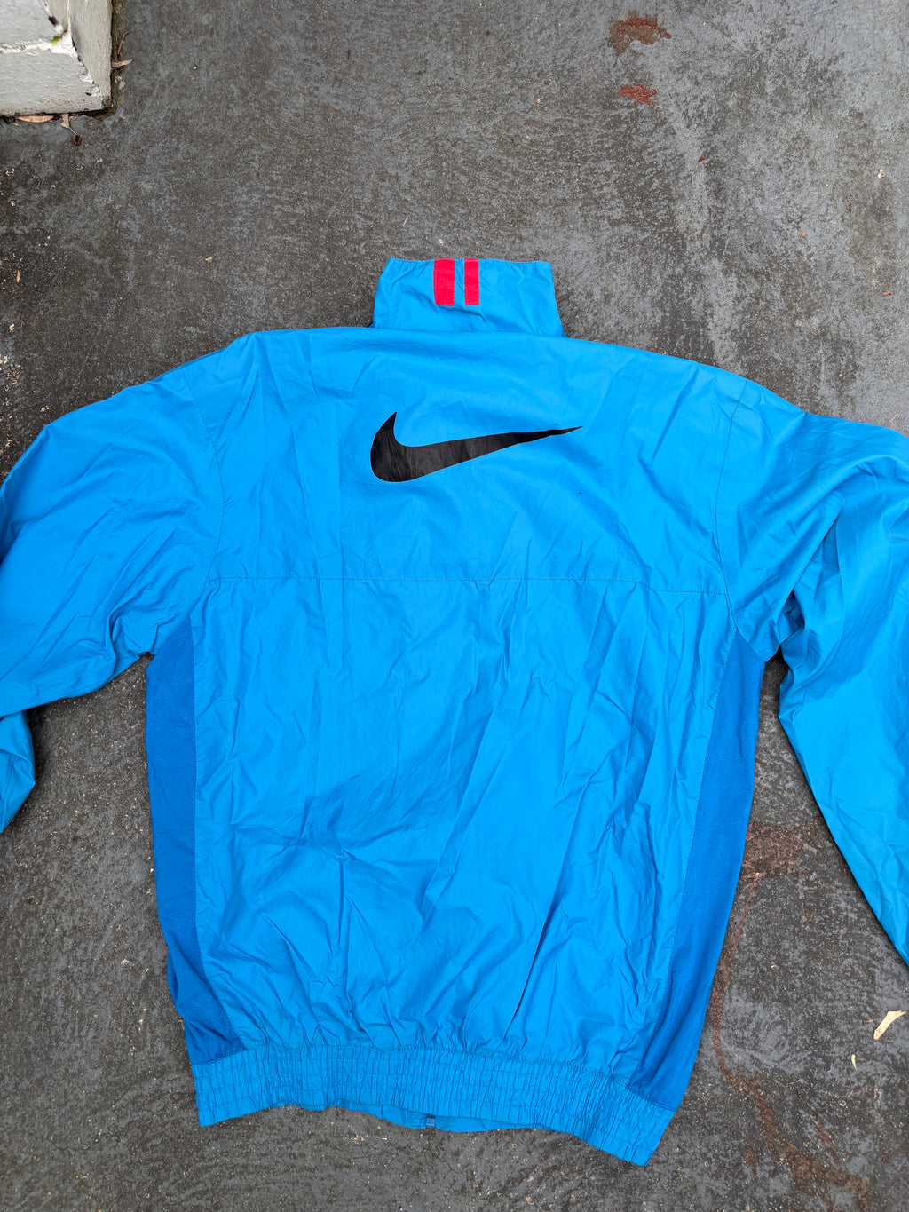 Vintage Y2K Nike Jacket Size M Blue Spell Out Swoosh Logo Nylon Windbreaker