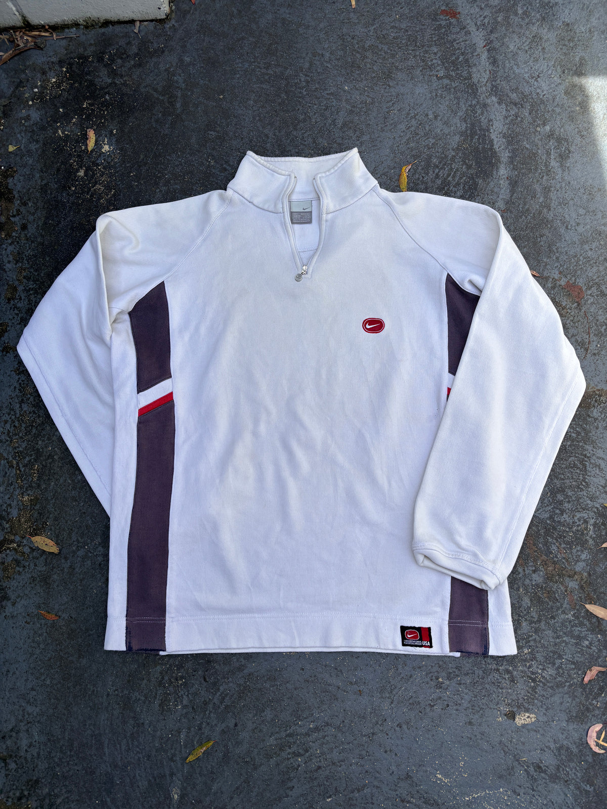 Vintage Y2K Nike Jumper Size L White Red Badge Grey Detail 1/4 Zip Textured Cotton