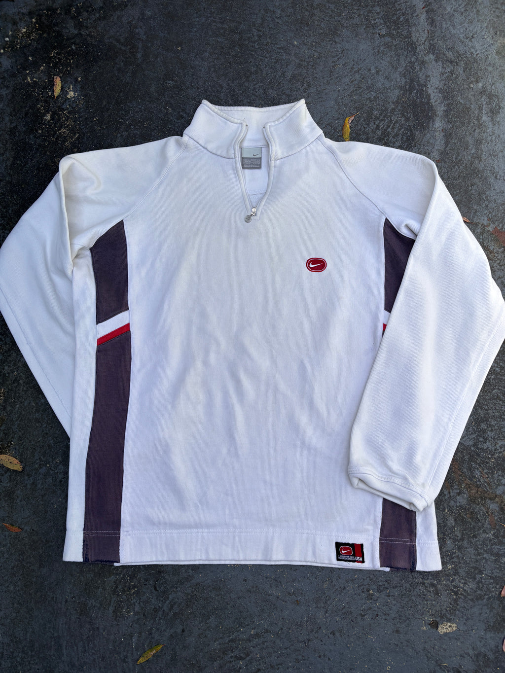 Vintage Y2K Nike Jumper Size L White Red Badge Grey Detail 1/4 Zip Textured Cotton