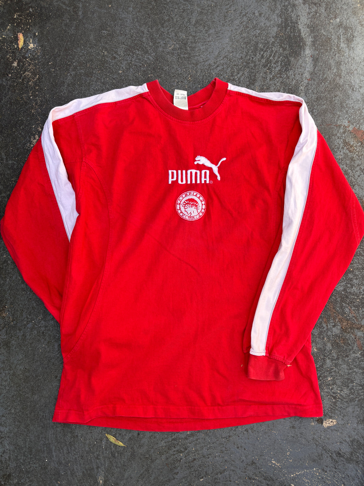 Vintage 90s Puma Jumper Size M Red White Olympiacos Football Team Long Sleeve