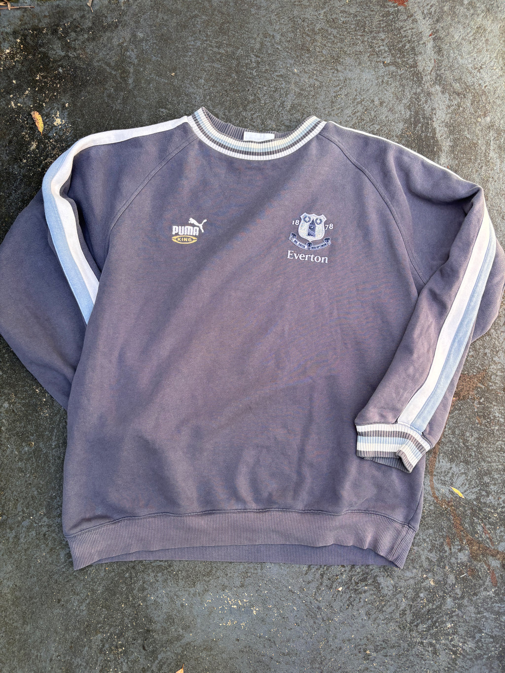 Vintage Y2K Puma Everton FC Jumper Size L Blue Grey Badge Logo Football Sweatshirt