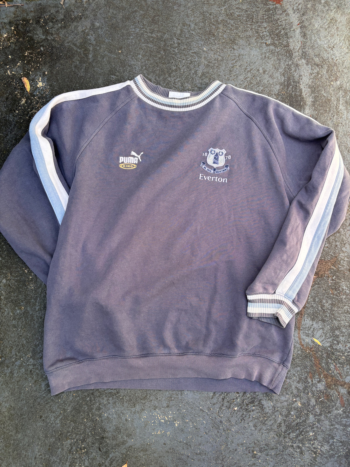 Vintage Y2K Puma Everton FC Jumper Size L Blue Grey Badge Logo Football Sweatshirt