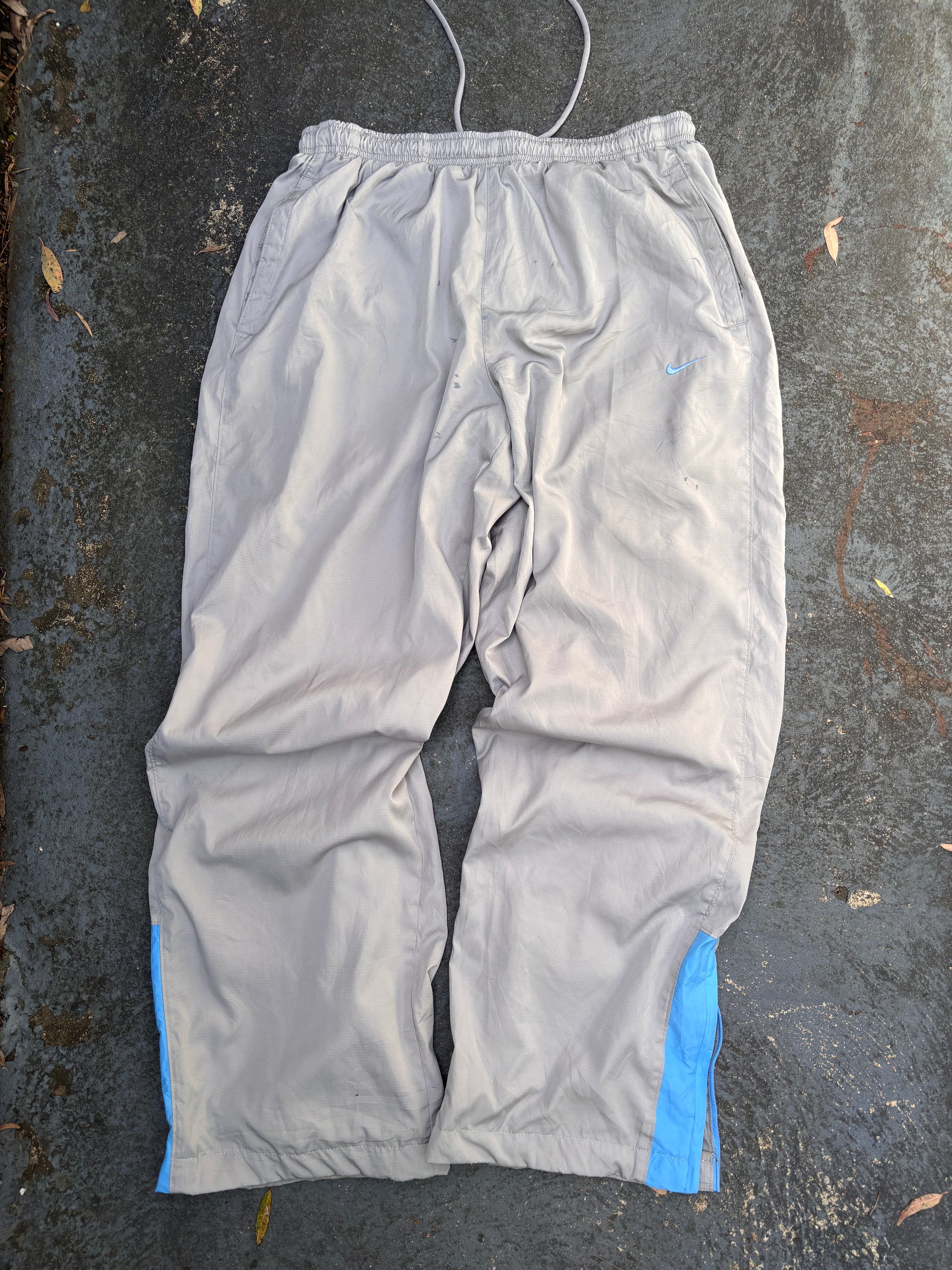 Vintage Y2K Nike Track Pants Size XL Grey Blue Swoosh Wide Leg Ankle Zip Windbreaker