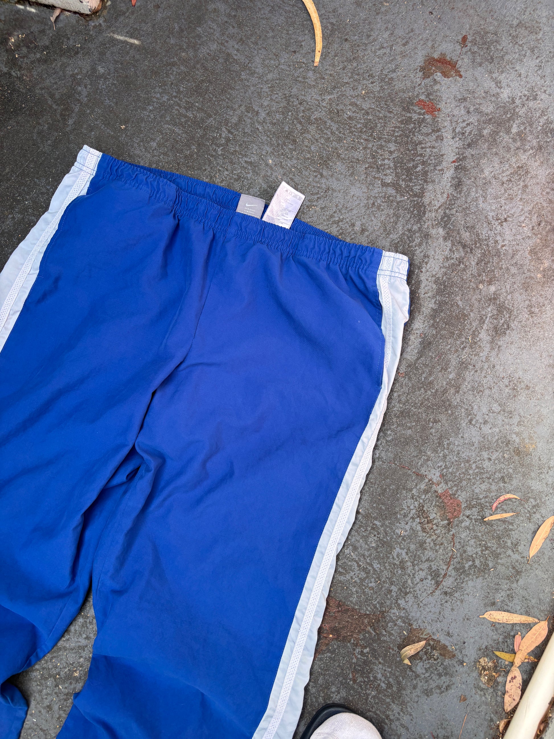 Vintage Y2K Nike Track Pants Women’s Size XL Blue White Detail Ankle Swoosh Wide Leg