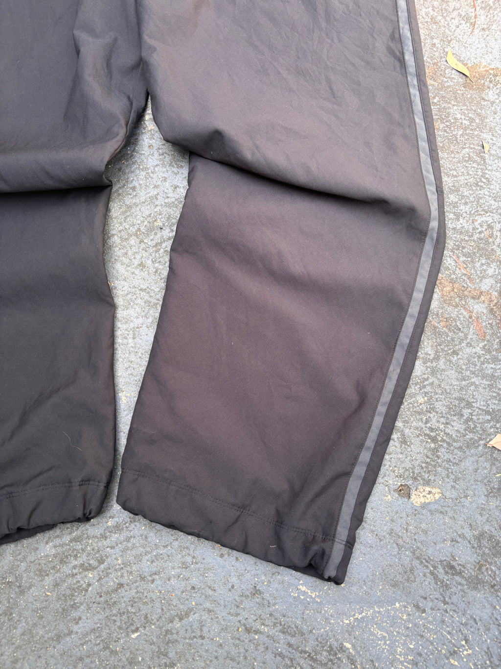 Nike Dri-Fit Track Pants Size XXL Black School Team Logo Wide Leg Ankle Zip