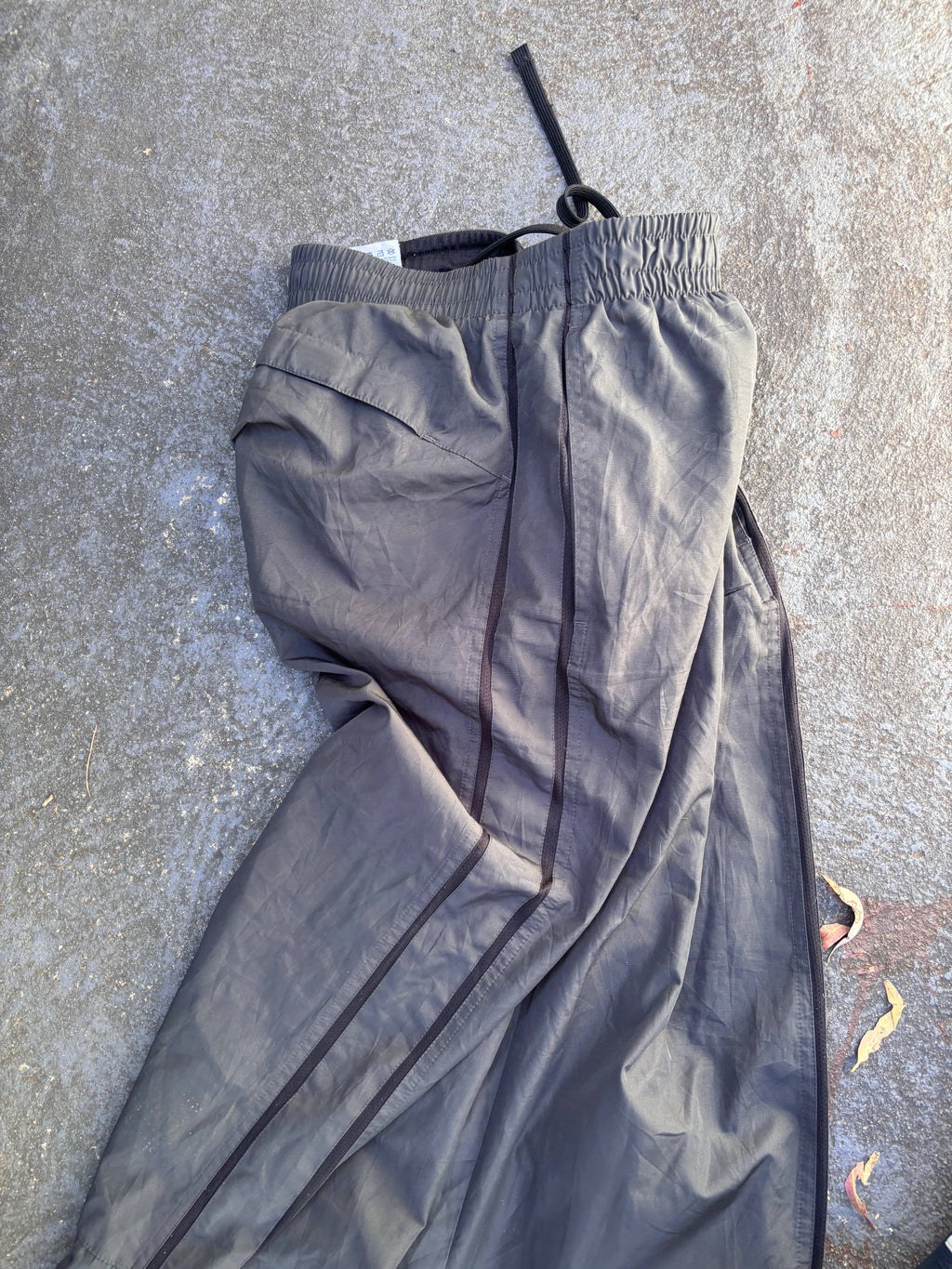 Vintage Y2K Nike Track Pants Size L Grey Black Piping Swoosh Wide Leg Bungee Ankle