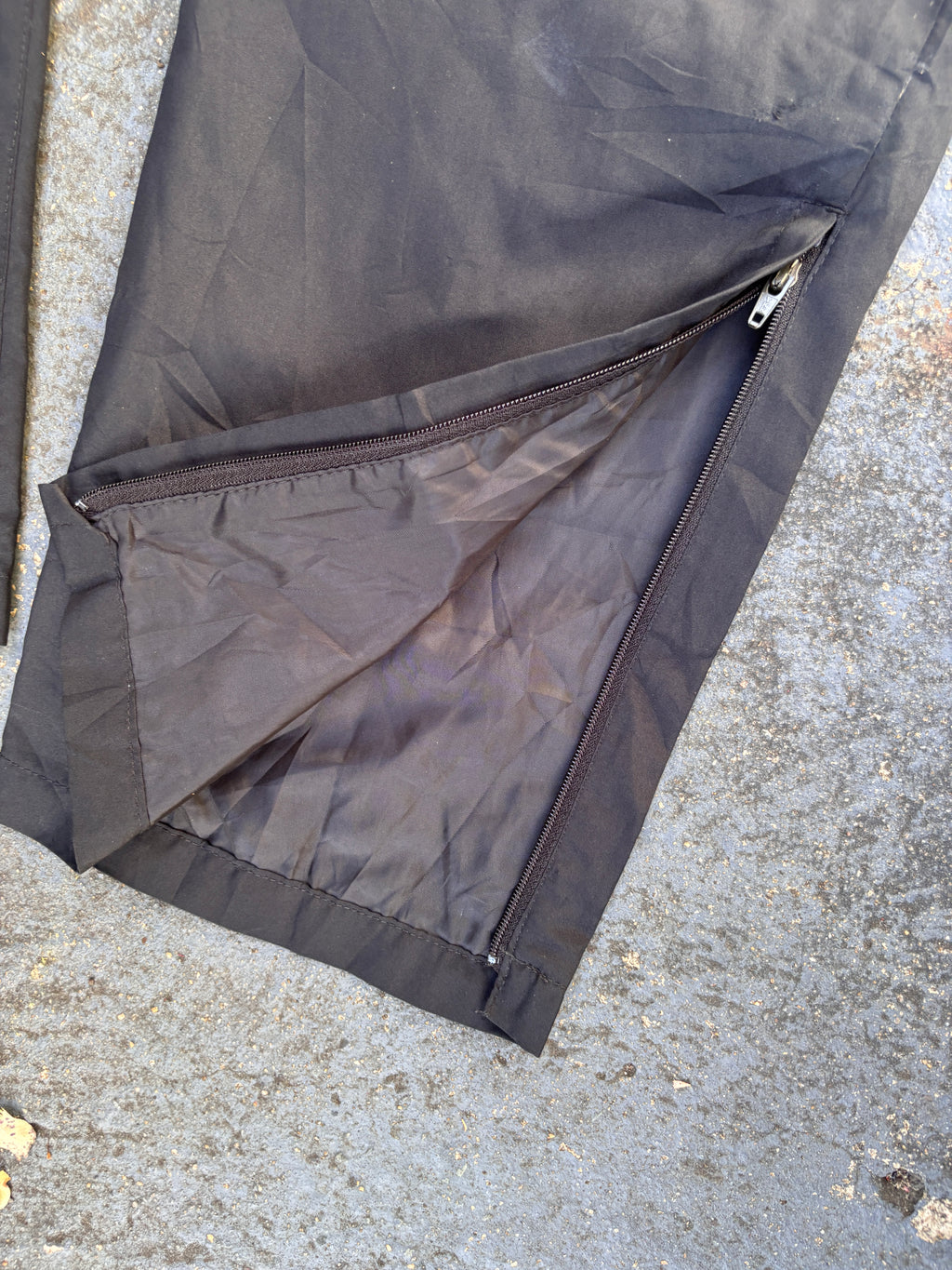 Nike Dri-Fit Track Pants Size S Black White Swoosh Straight Leg Ankle Zip