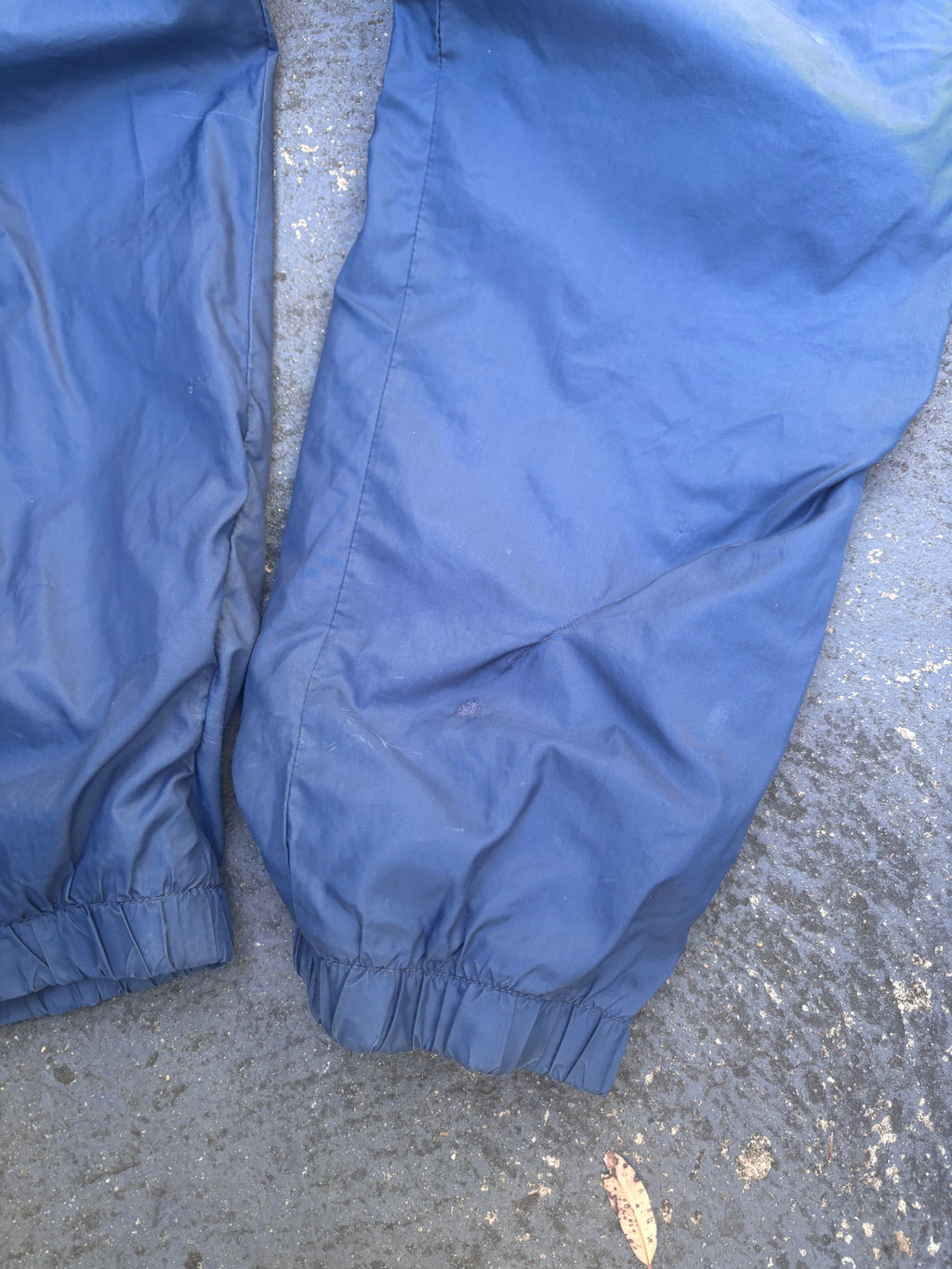 Vintage 90s Nike Track Pants Size M Navy Blue Classic Retro Nylon Windbreakers