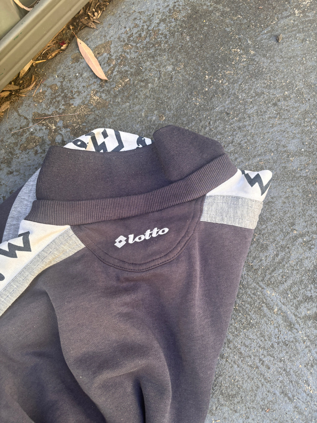 Vintage 90s Lotto Jumper Size L Navy Front Graphic Arm Logo Tape Collared Sweatshirt