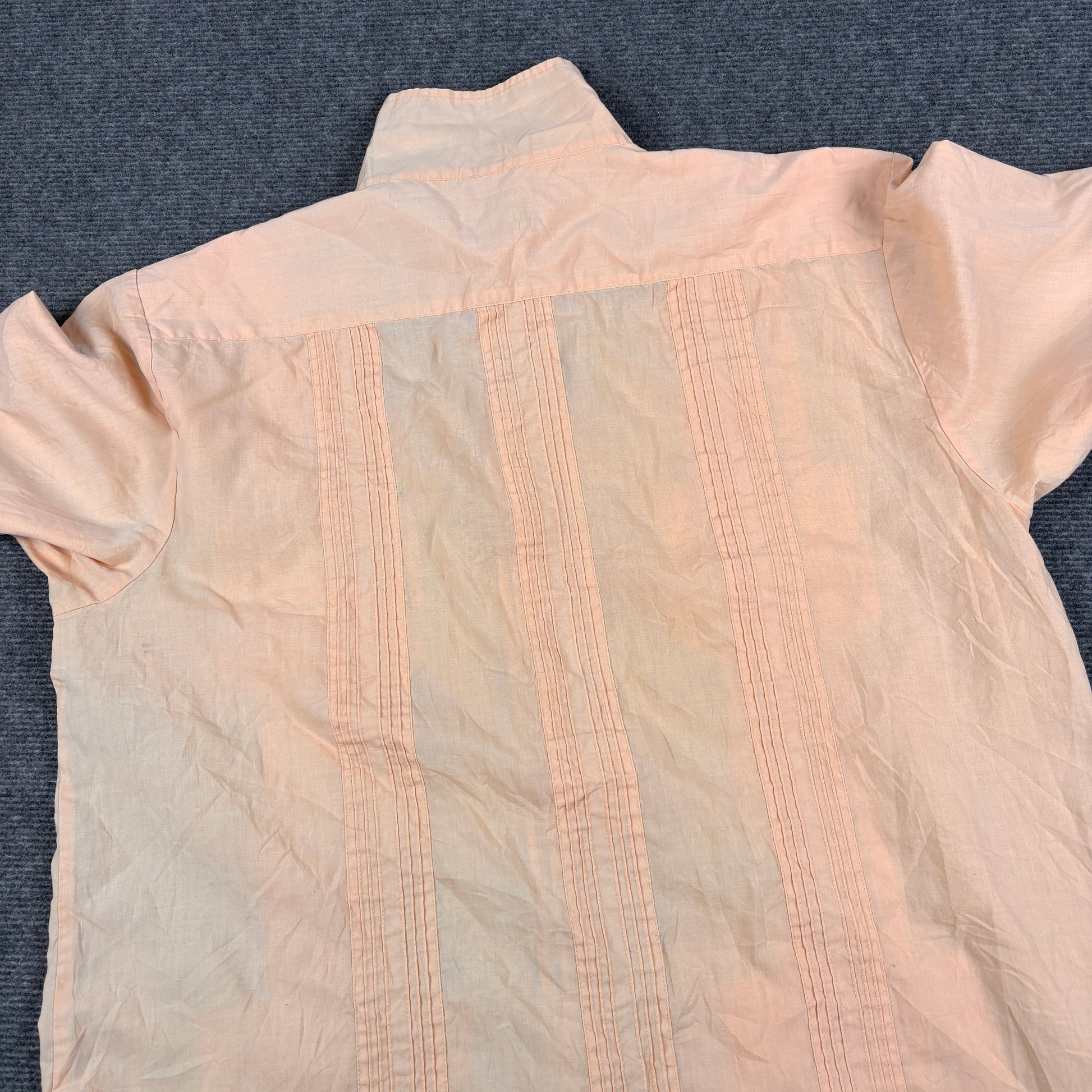 Vintage Cuban Shirt Men's Large Salmon Pink Embroidered Pattern 4 Pocket Leisure wear