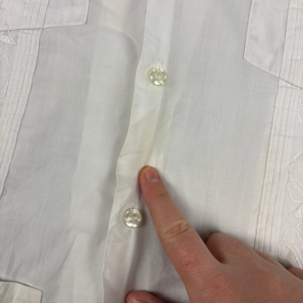 90s Retro Guayaber Cuban Shirt Men's Large White Embroidered Pattern 4 Pocket